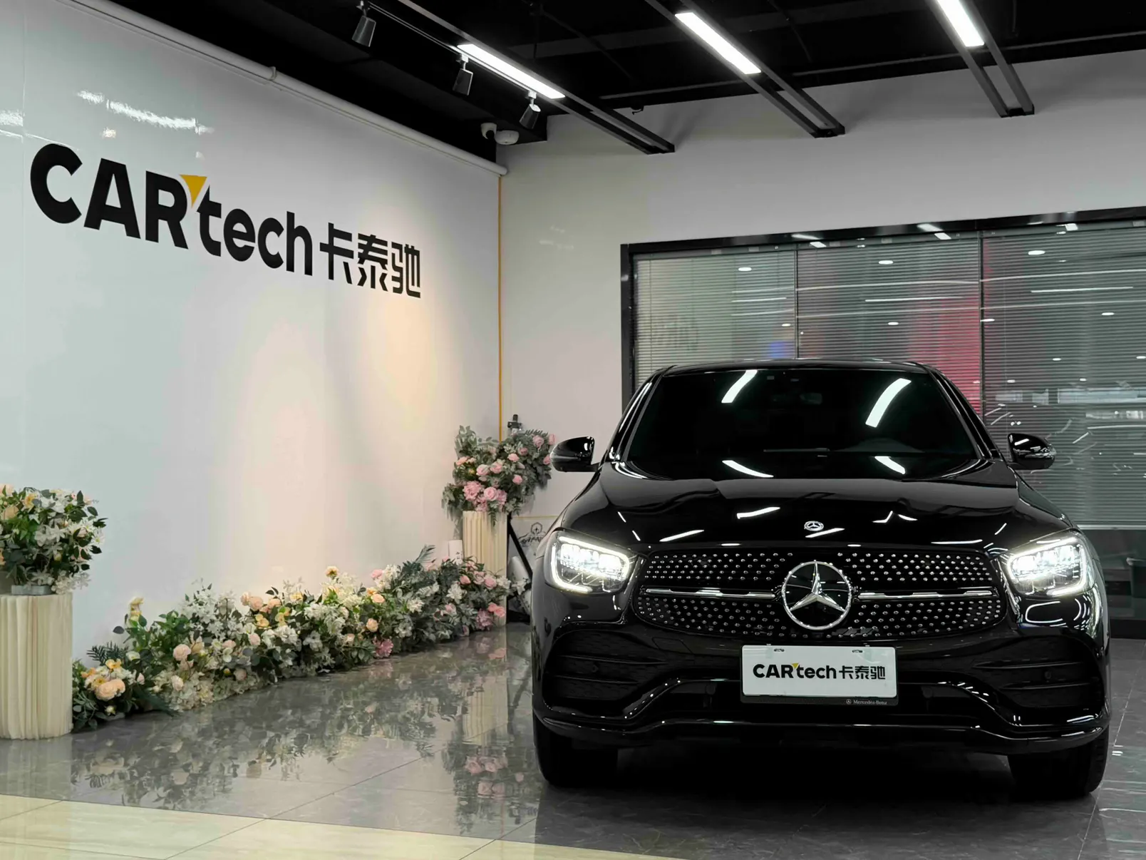 Mercedes-Benz GLC 260 4MATIC, 2023 3
