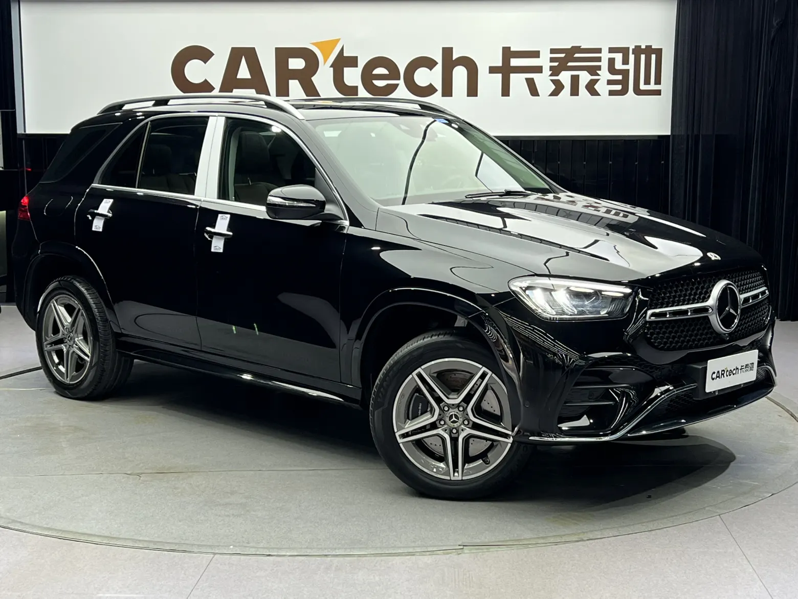 Mercedes-Benz GLE 450 4MATIC, 2024 2