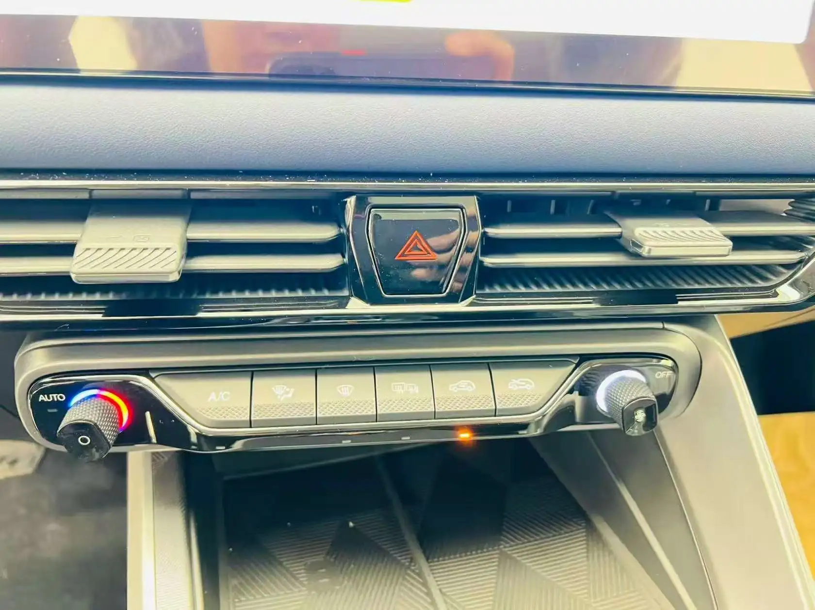 Trumpchi GS3, 2026 18