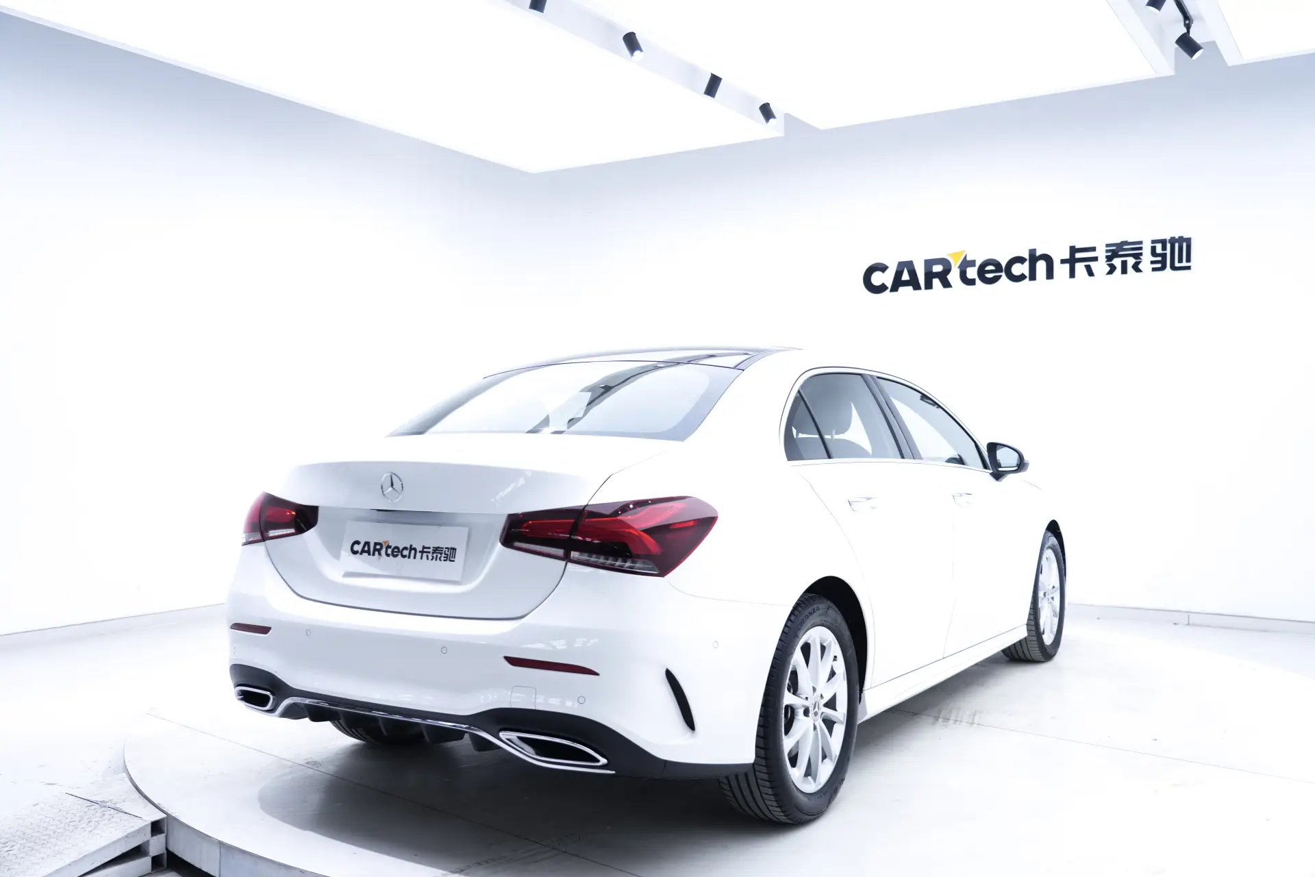 Mercedes-Benz A 200 L, 2022 все фото