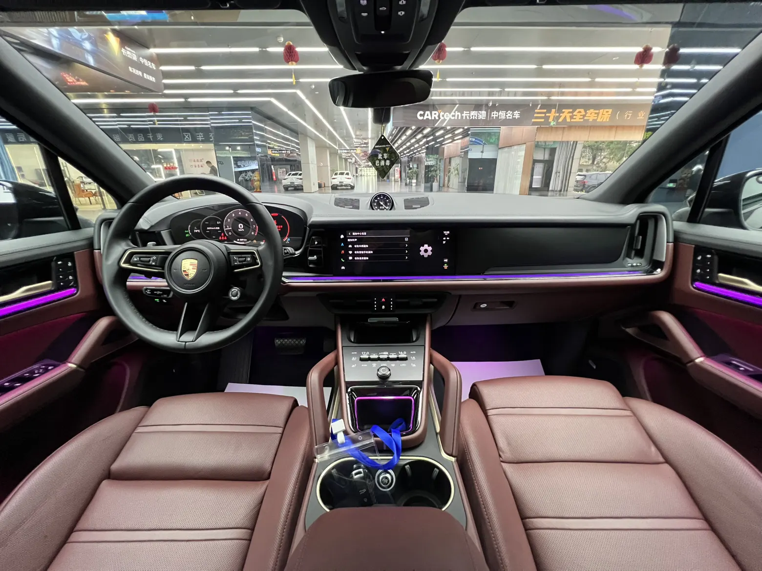 Porsche Cayenne, 2026 12