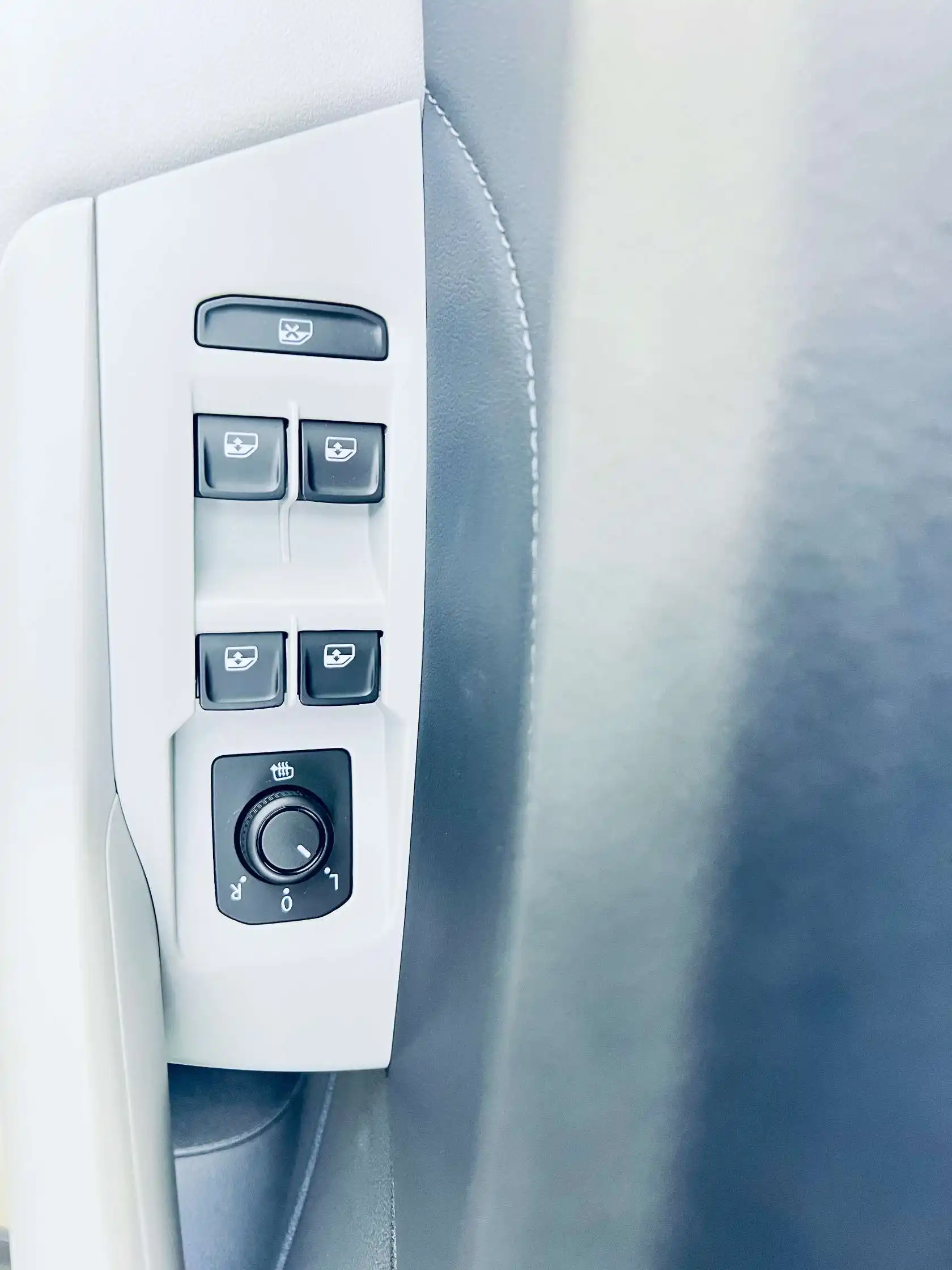 Volkswagen Tharu, 2025 17