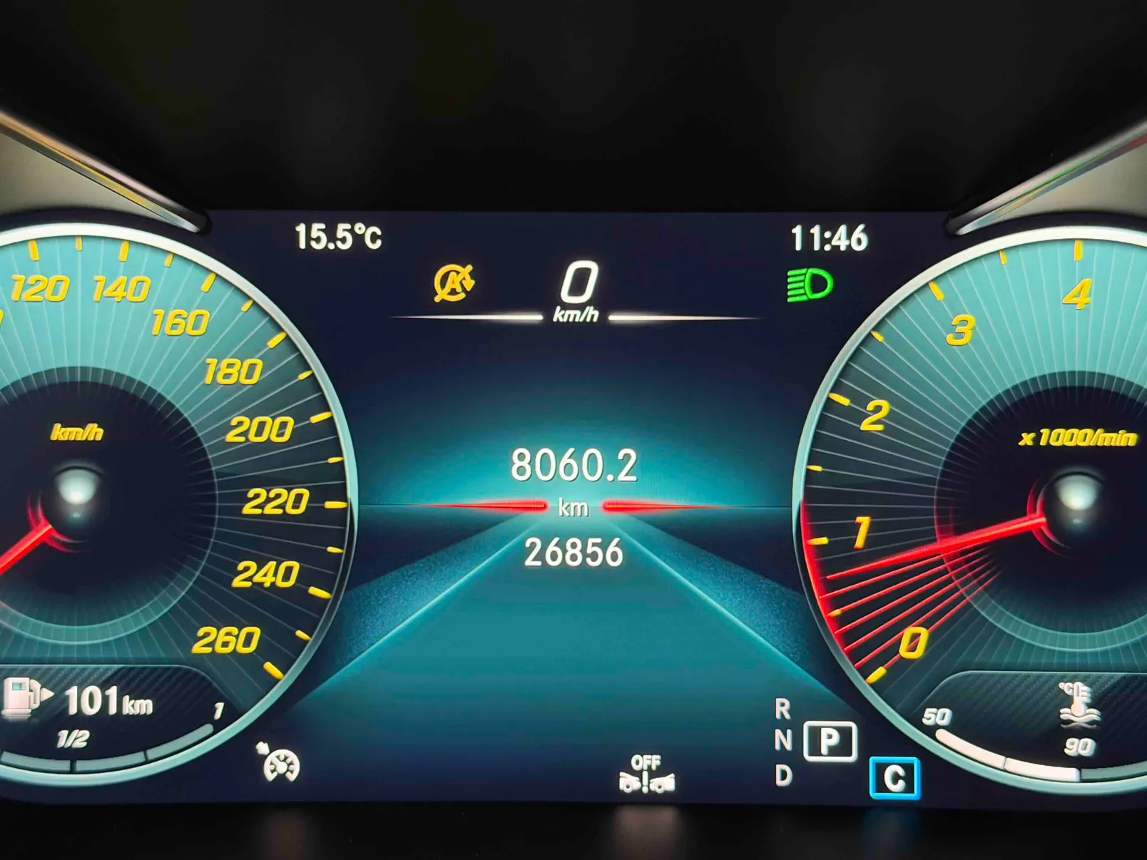 Mercedes-Benz GLC 260 4MATIC, 2023 9