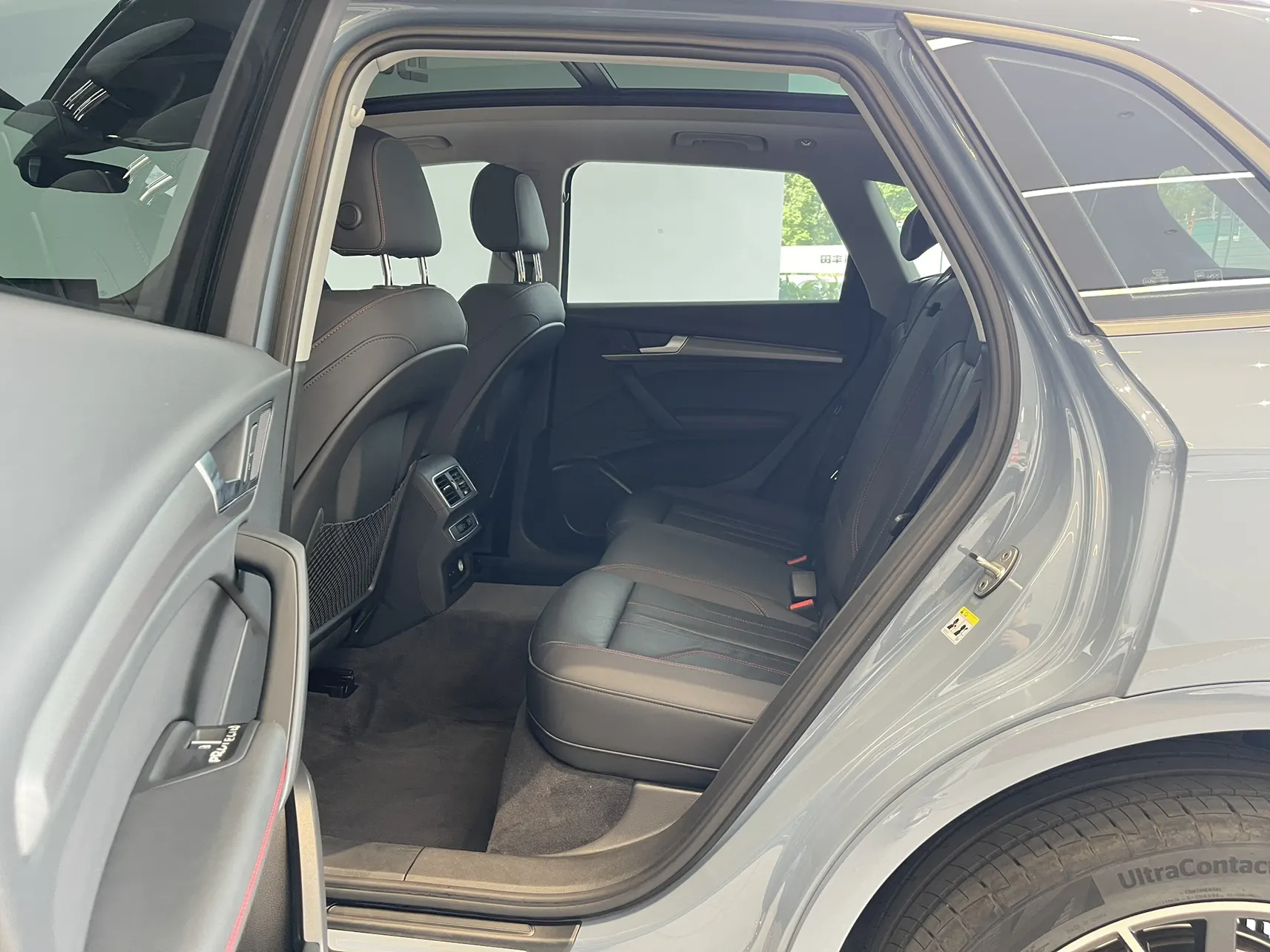 Audi Q5L 40, 2022 14
