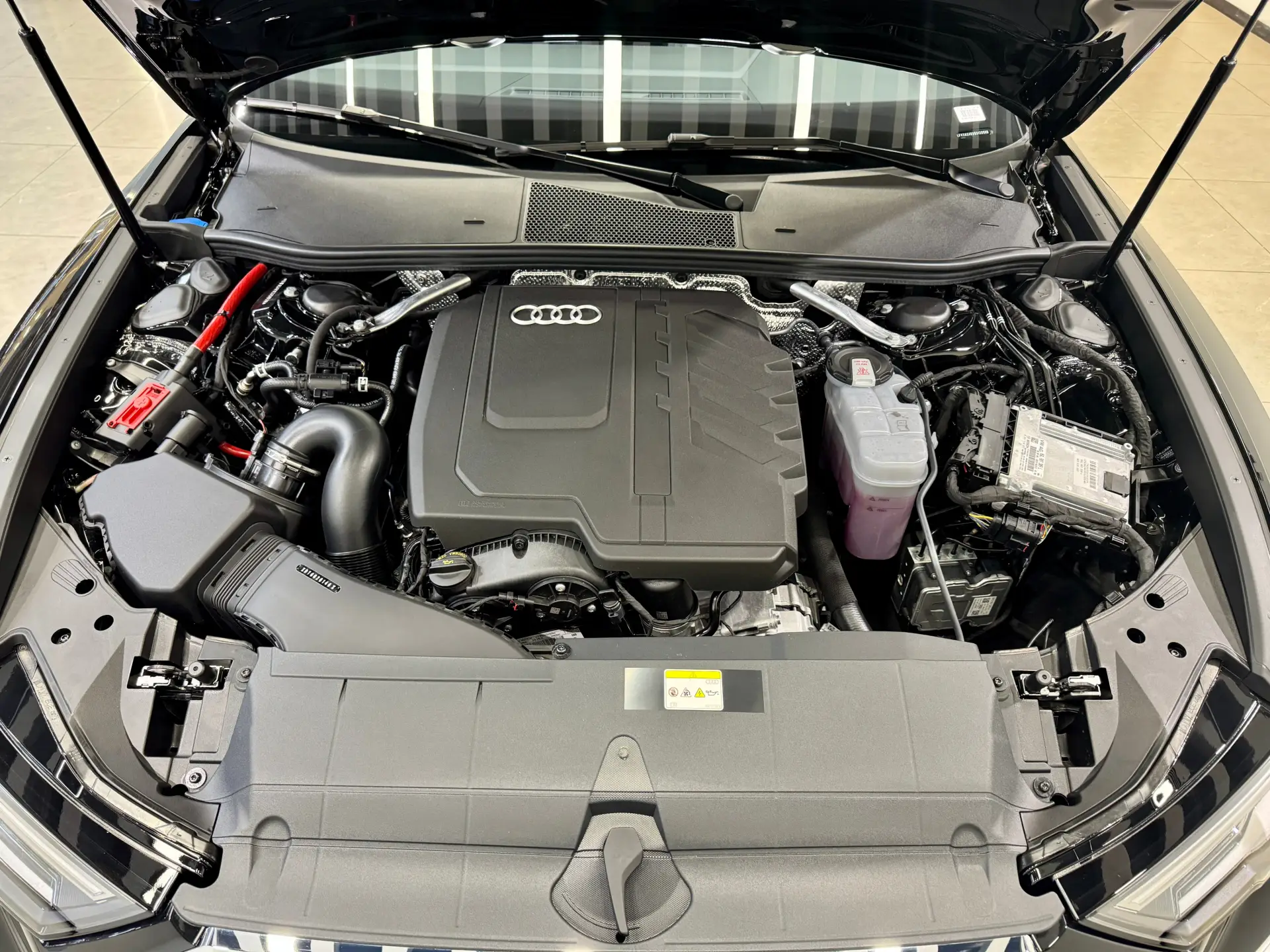 Audi A6L 40 TFSI, 2025 20