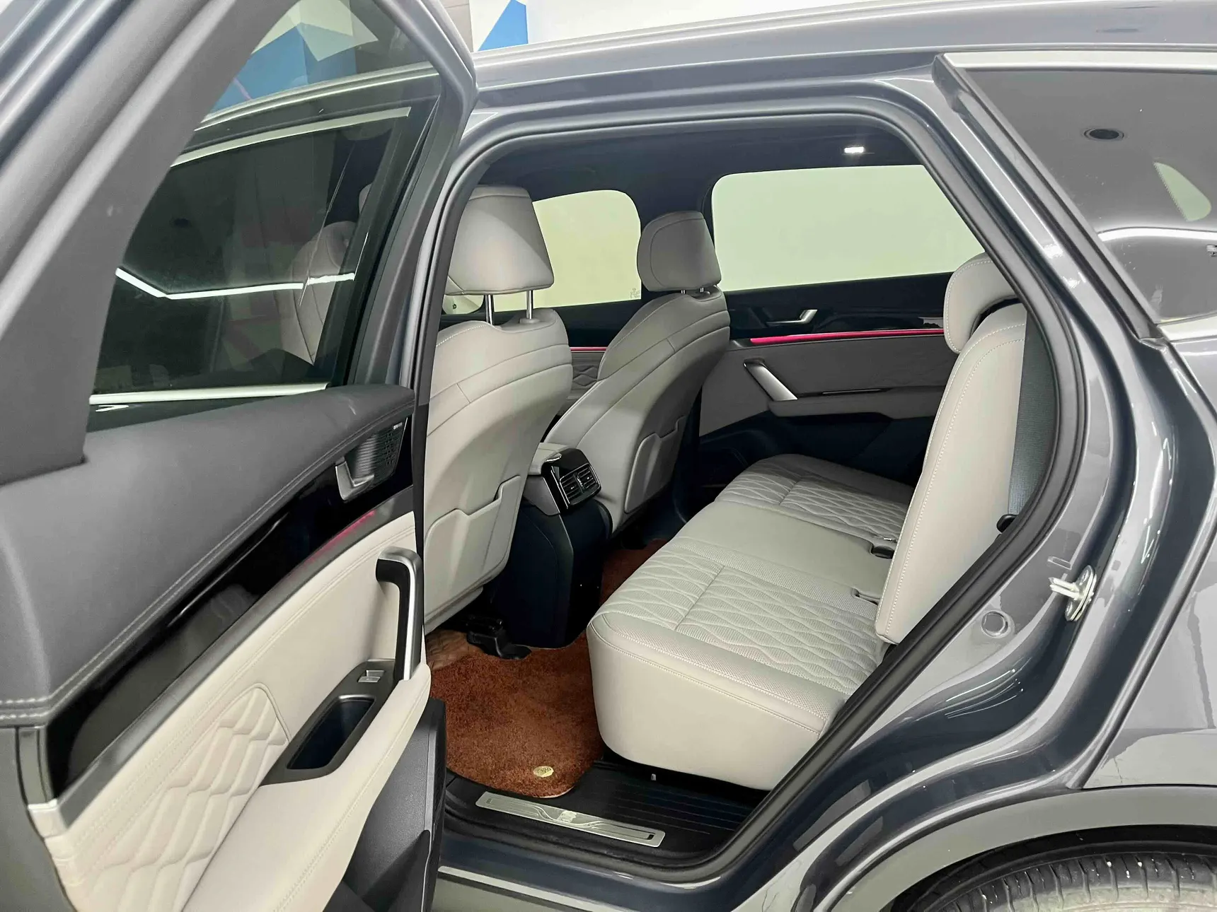 BYD Tang, 2025 17
