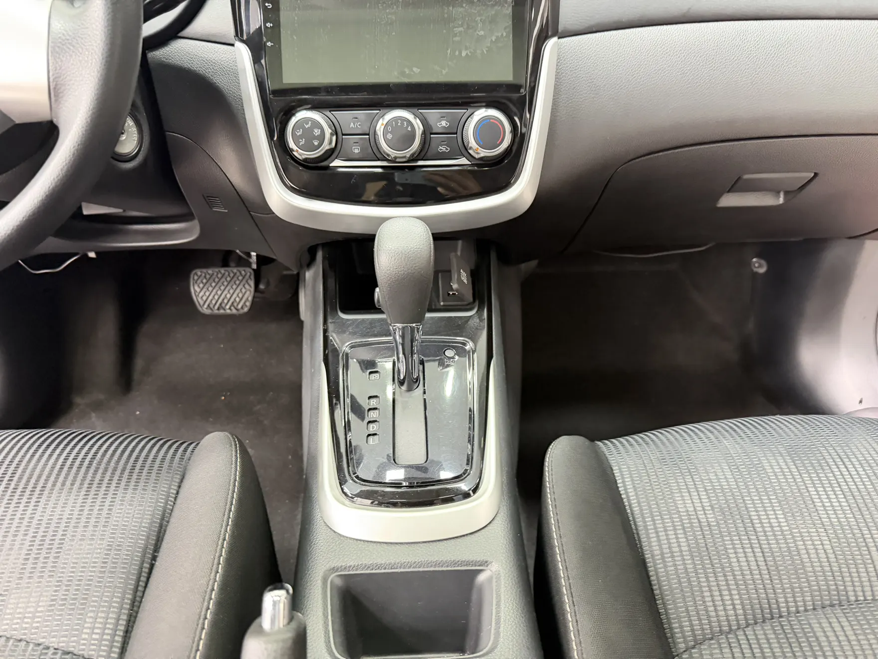 Nissan Tiida, 2020 15