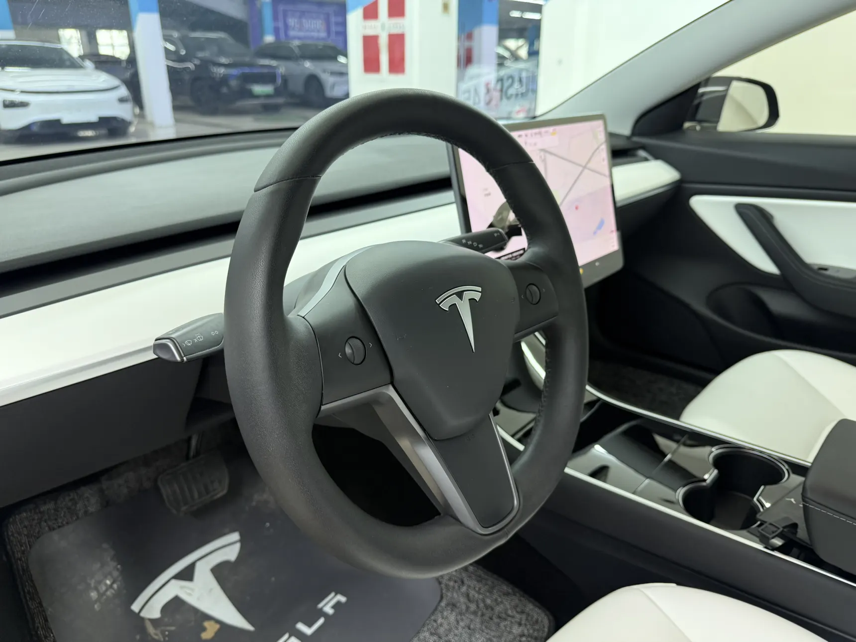 Tesla Model 3, 2020 11