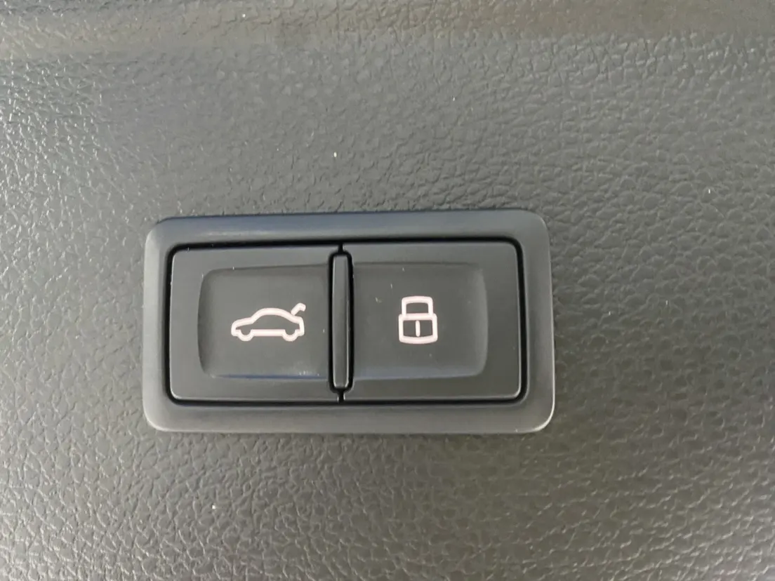 Audi Q5L 40, 2023 25