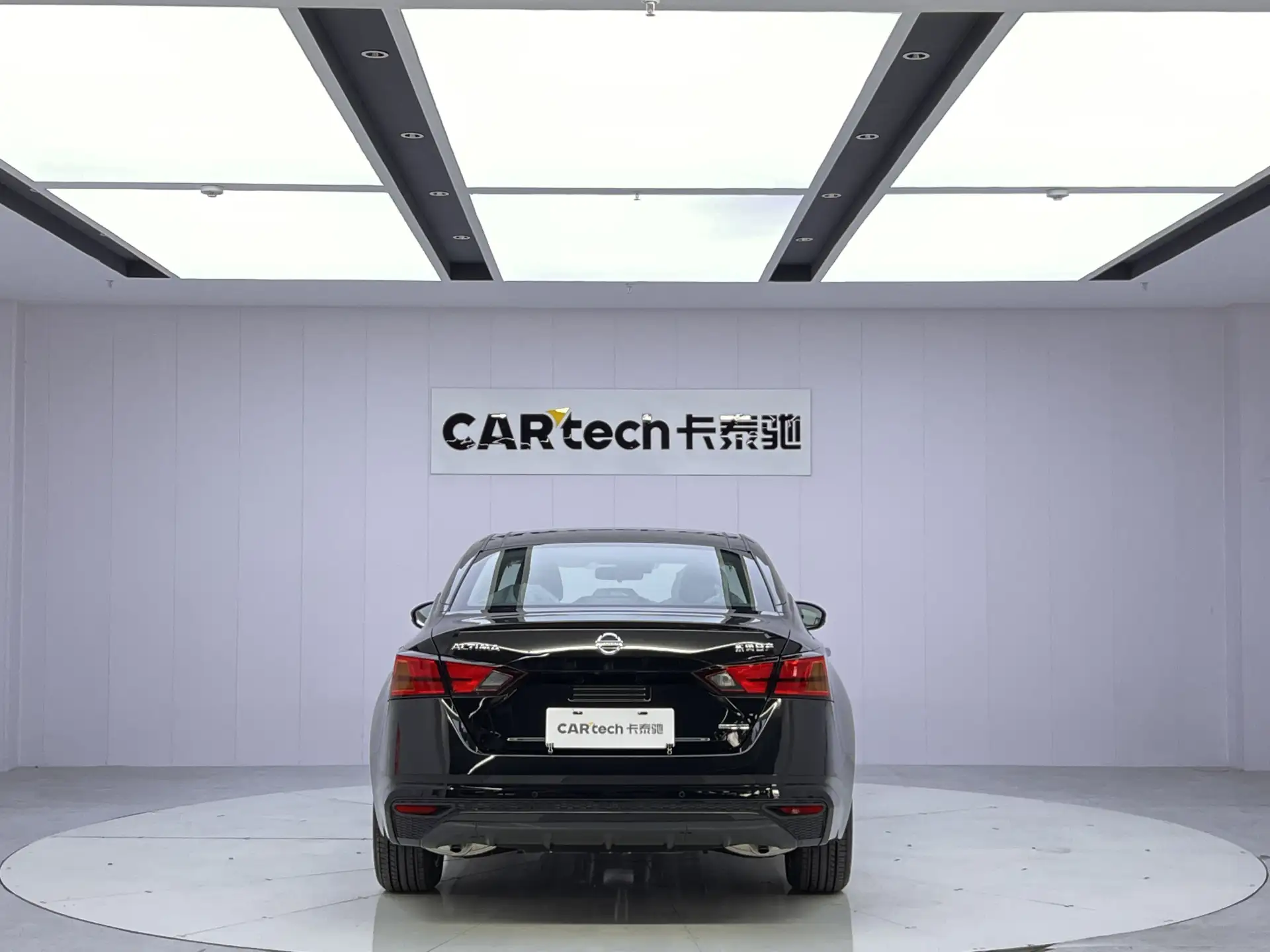 Nissan Teana, 2026 13