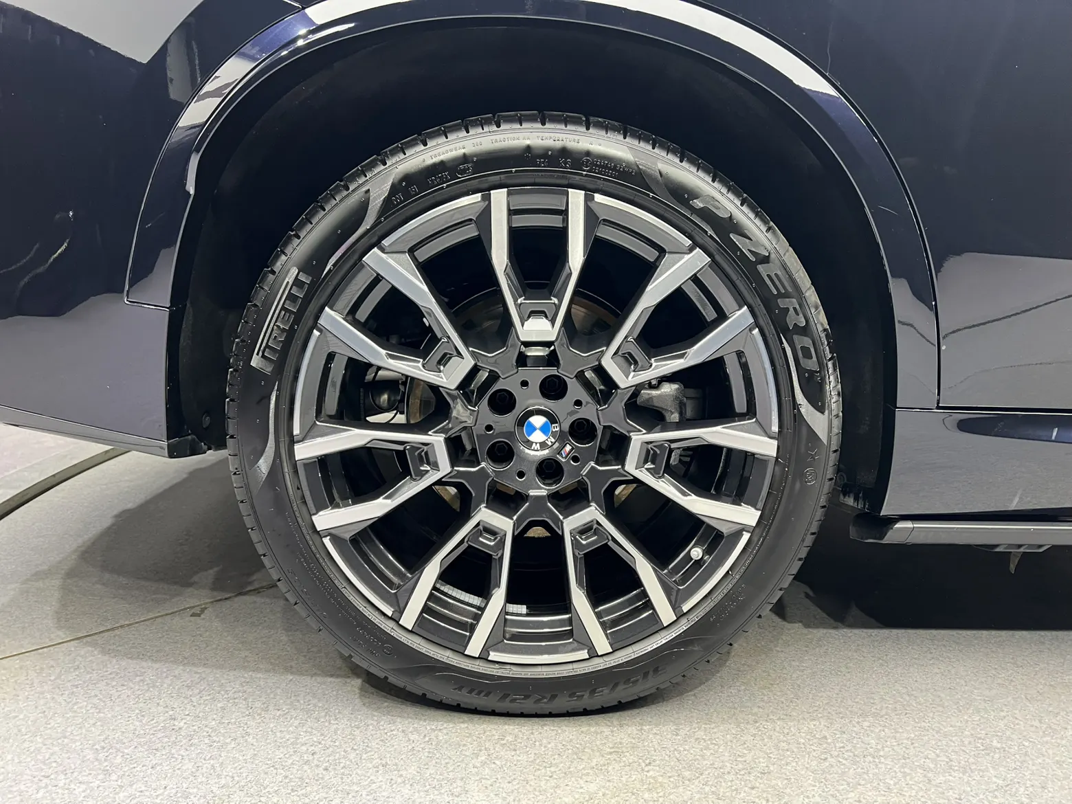 BMW X5, 2025 8