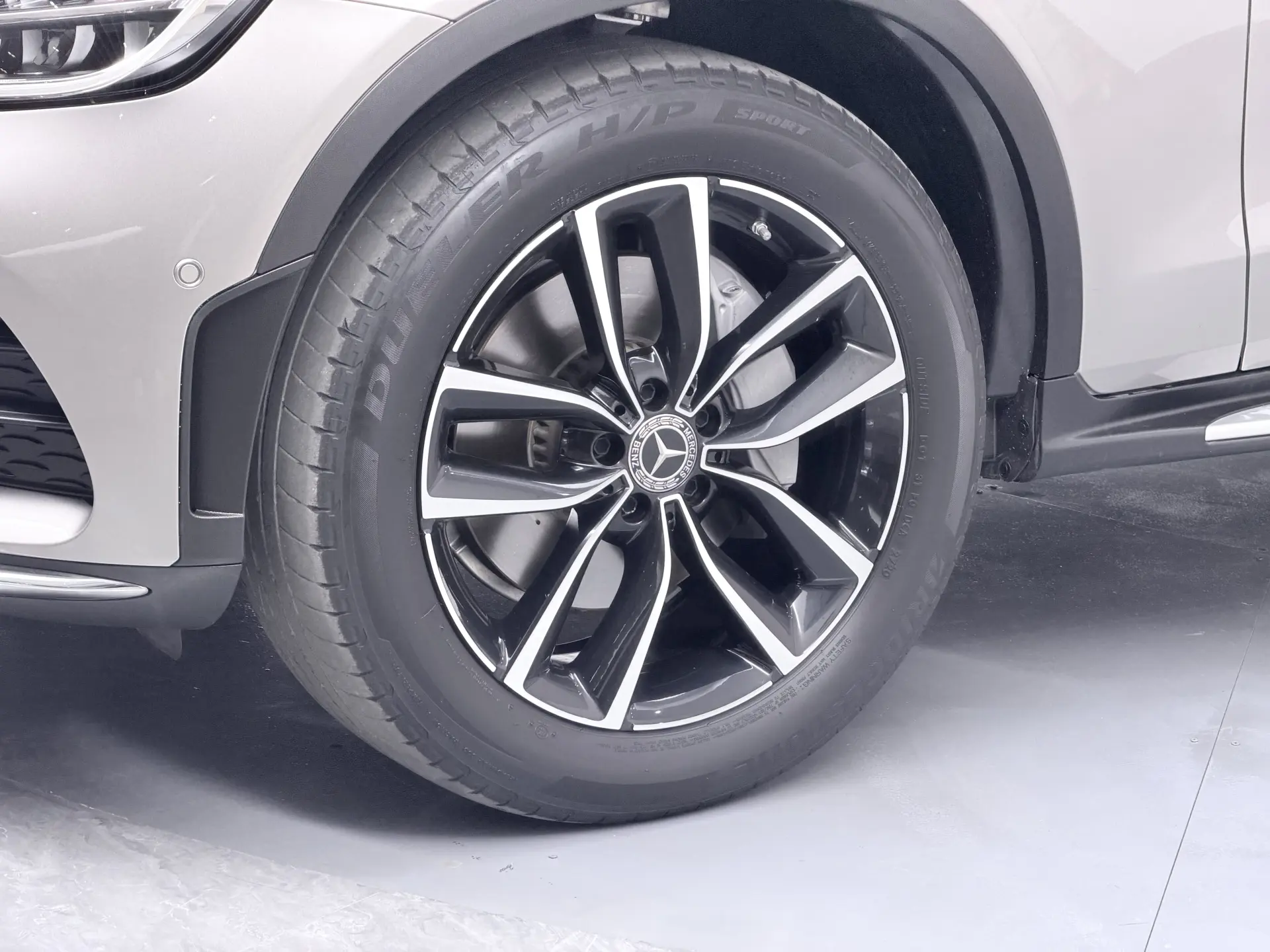 Mercedes-Benz GLC 300 L, 2020 11