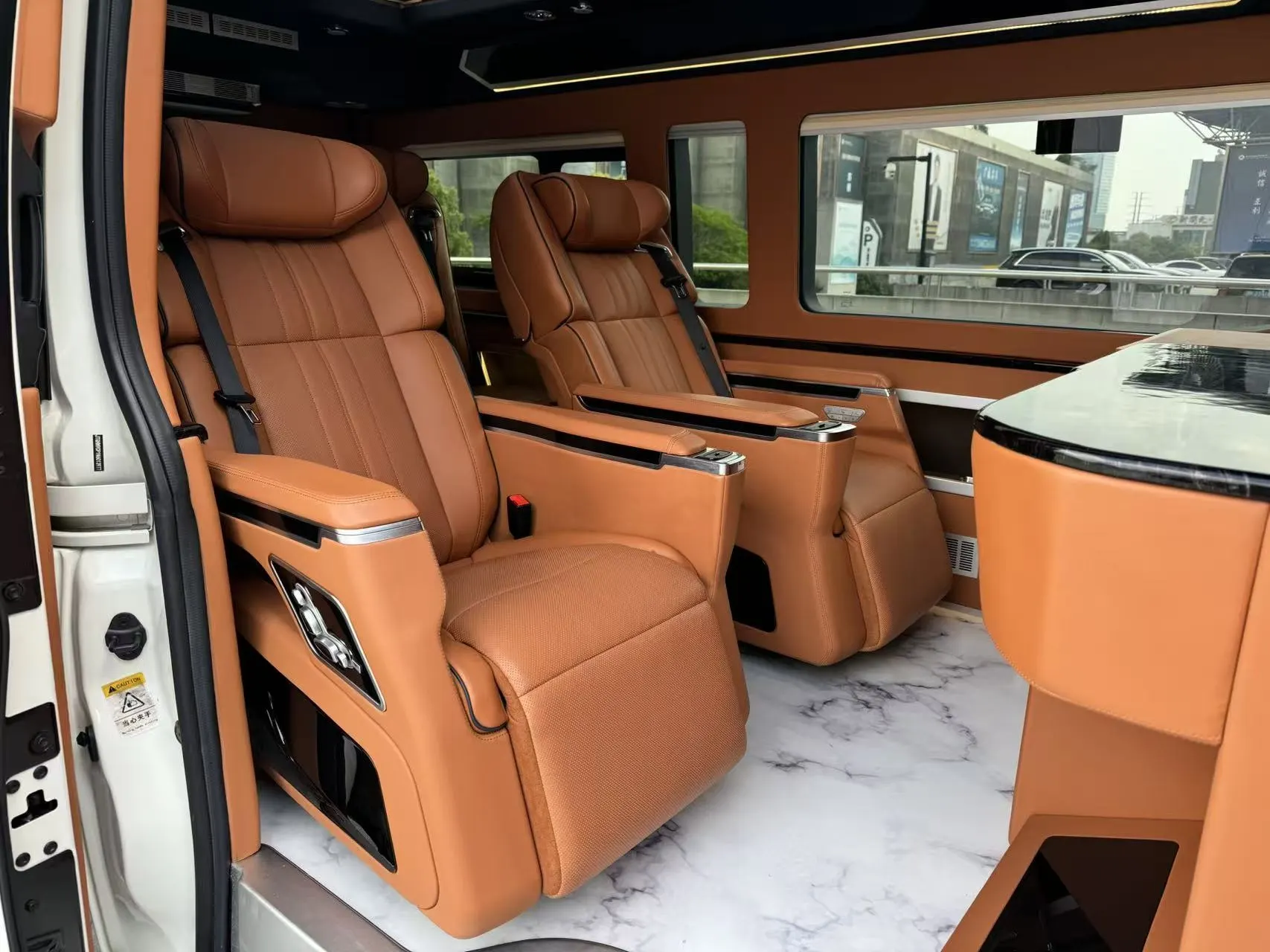 Toyota HiAce, 2023 14