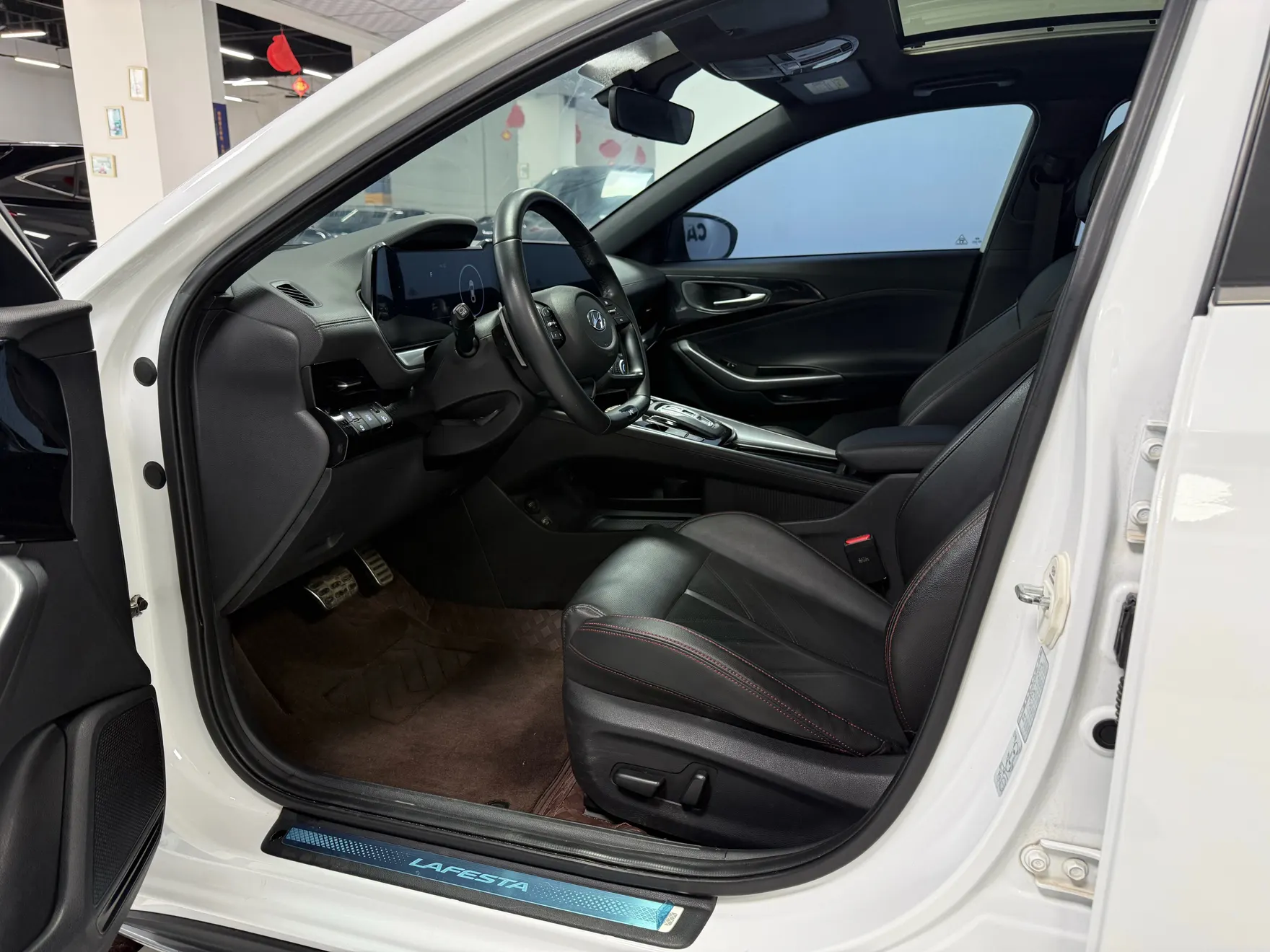 Hyundai Lafesta, 2023 все фото