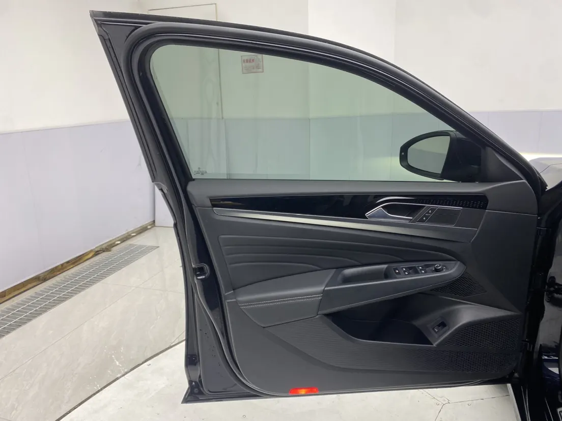 Volkswagen Passat, 2024 18