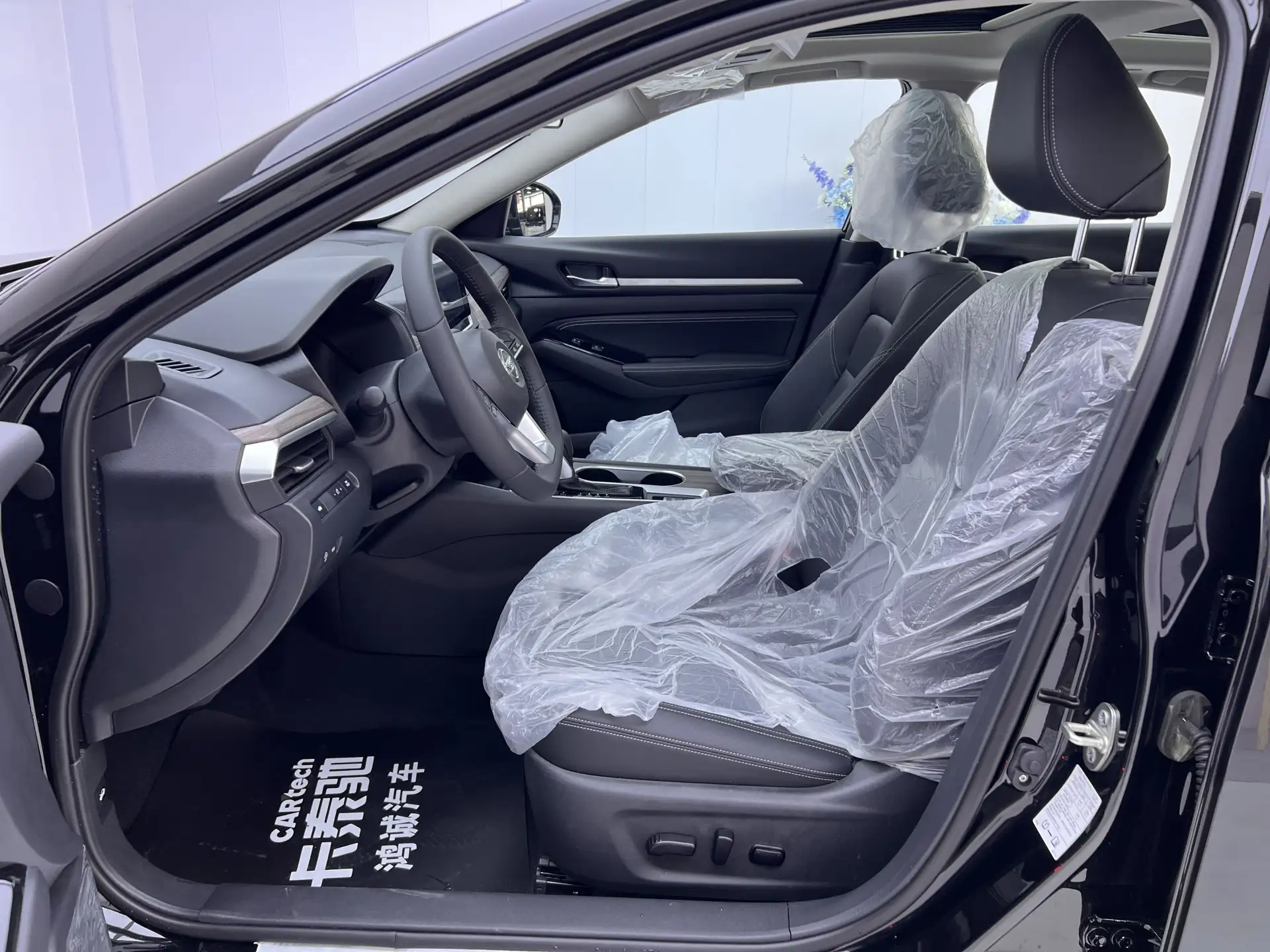 Nissan Teana, 2026 18