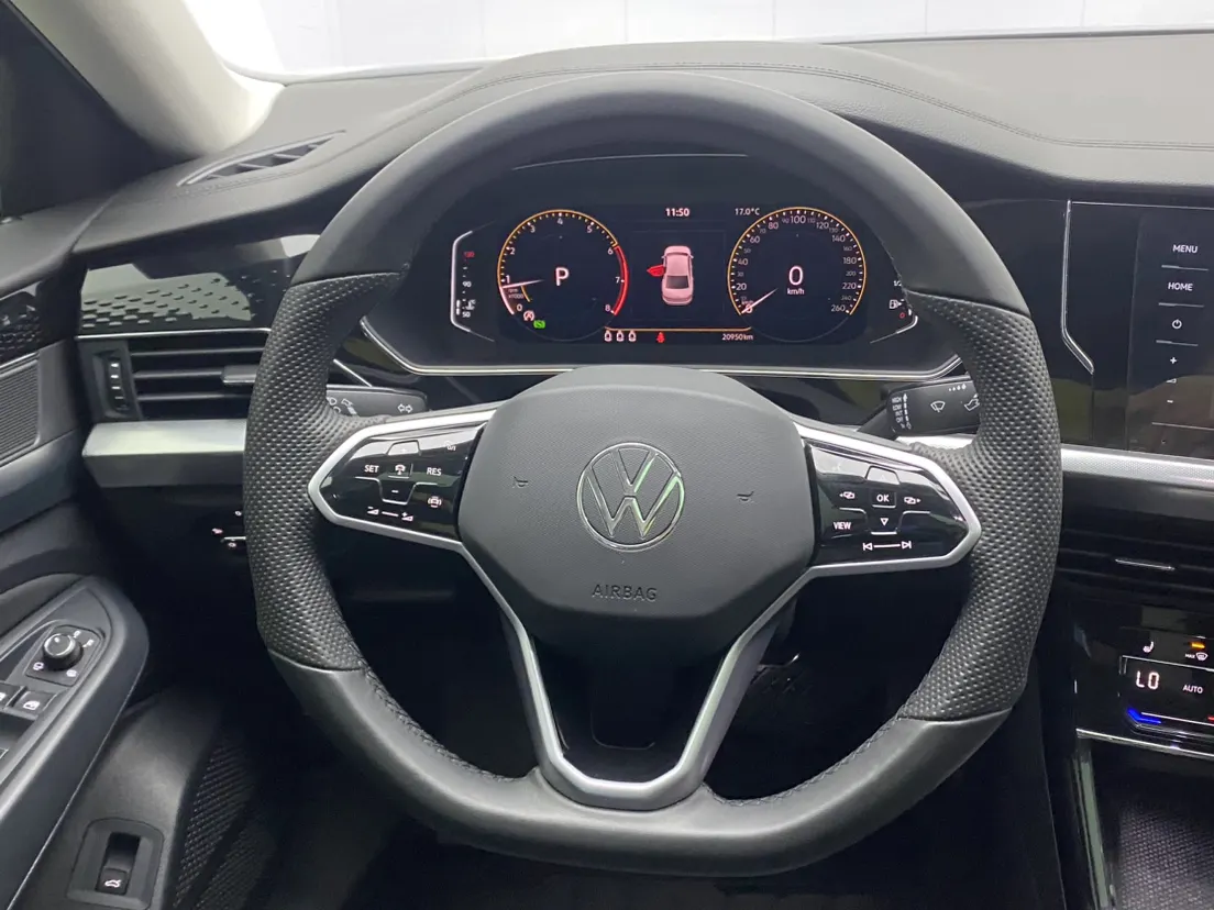 Volkswagen Passat, 2024 16