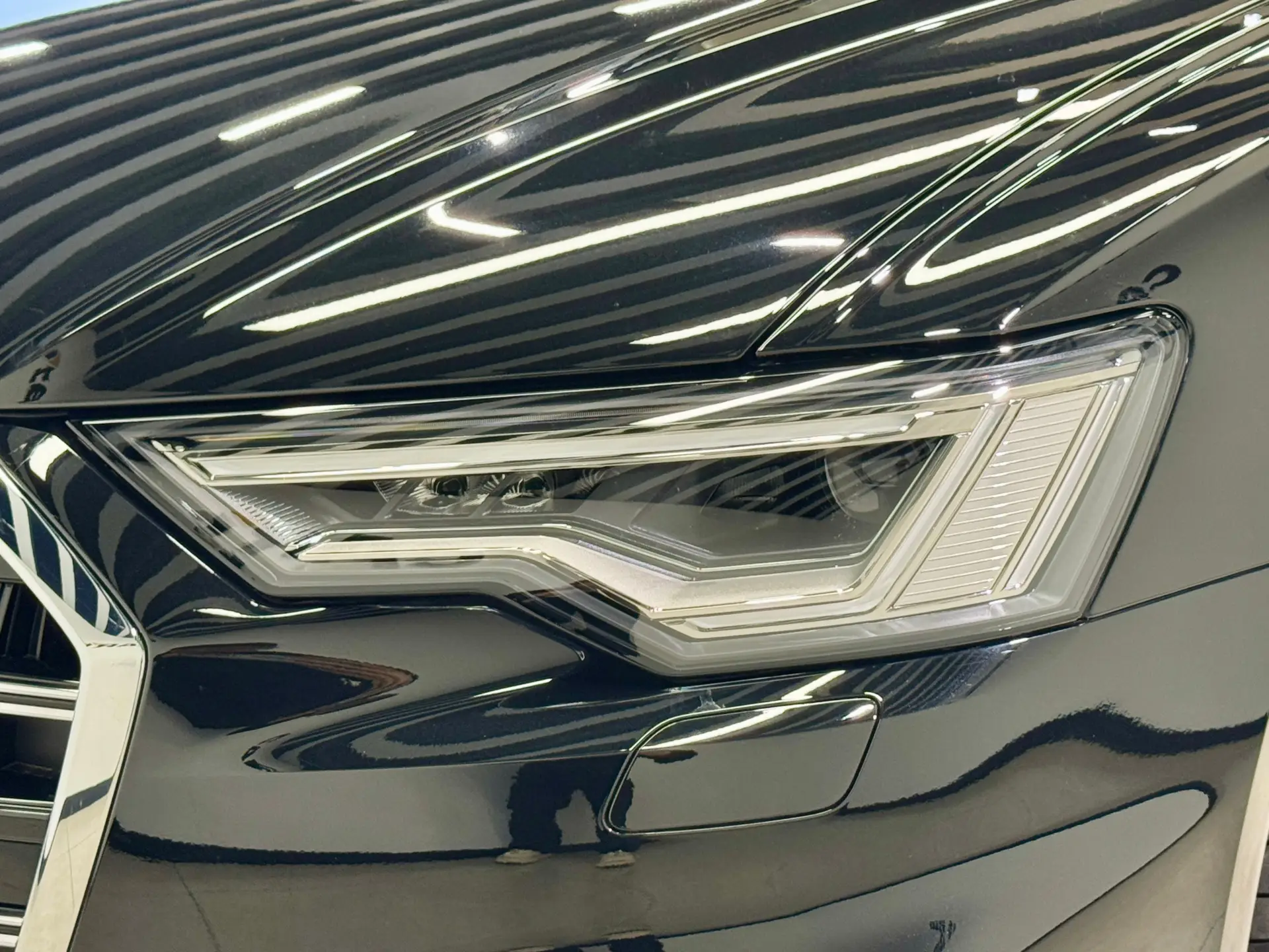 Audi A6L 40 TFSI
