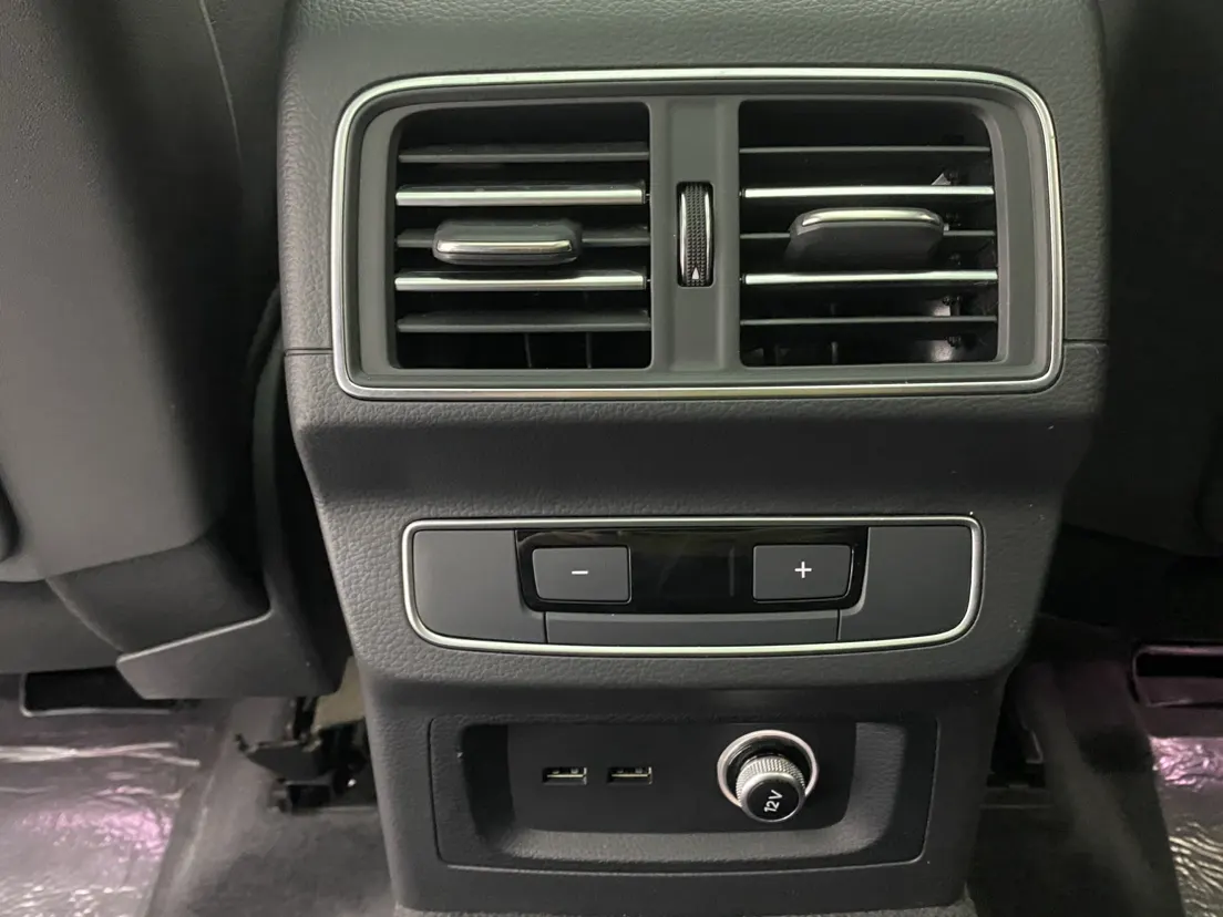 Audi Q5L 40, 2023 21