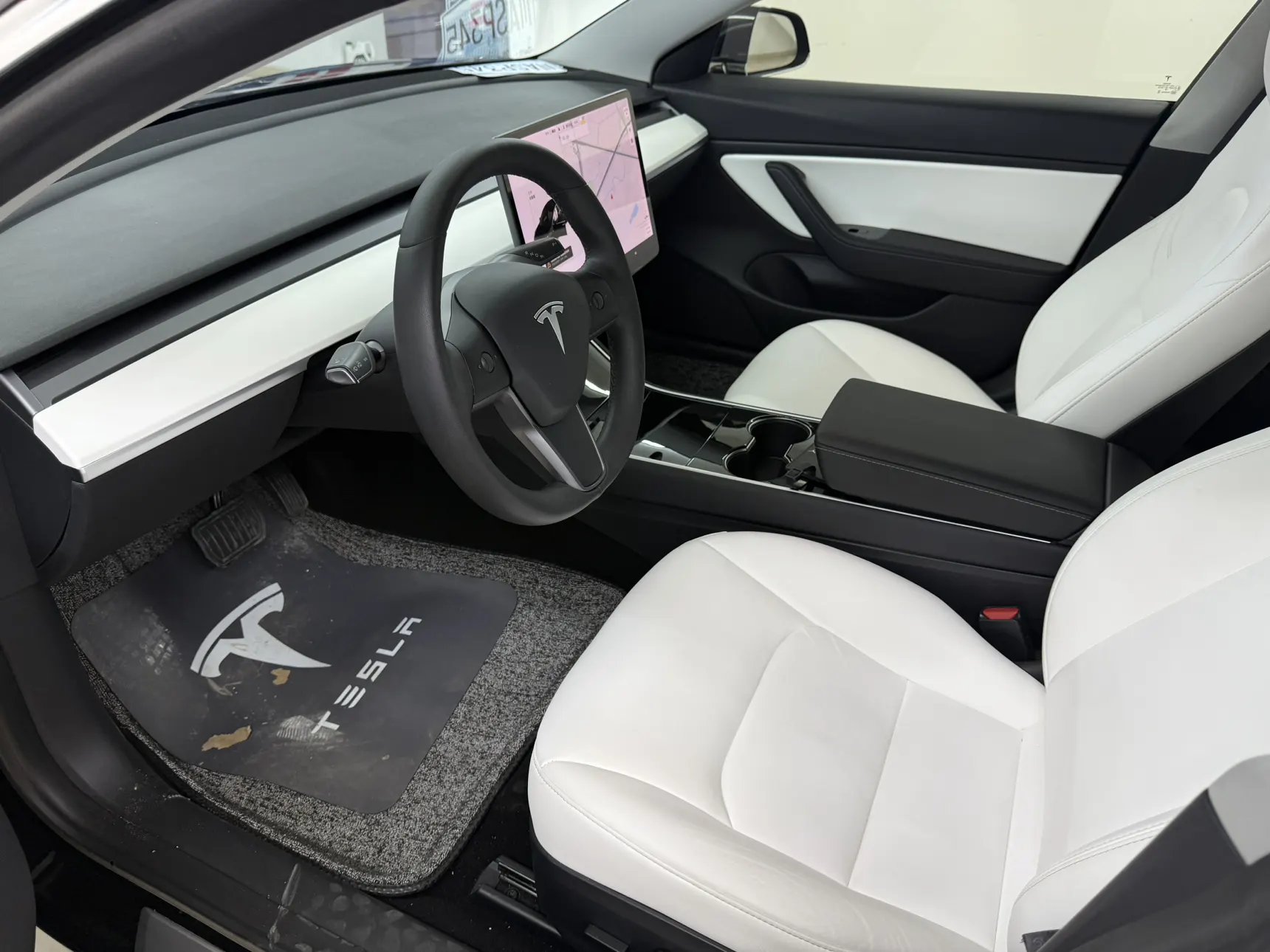 Tesla Model 3, 2020 12