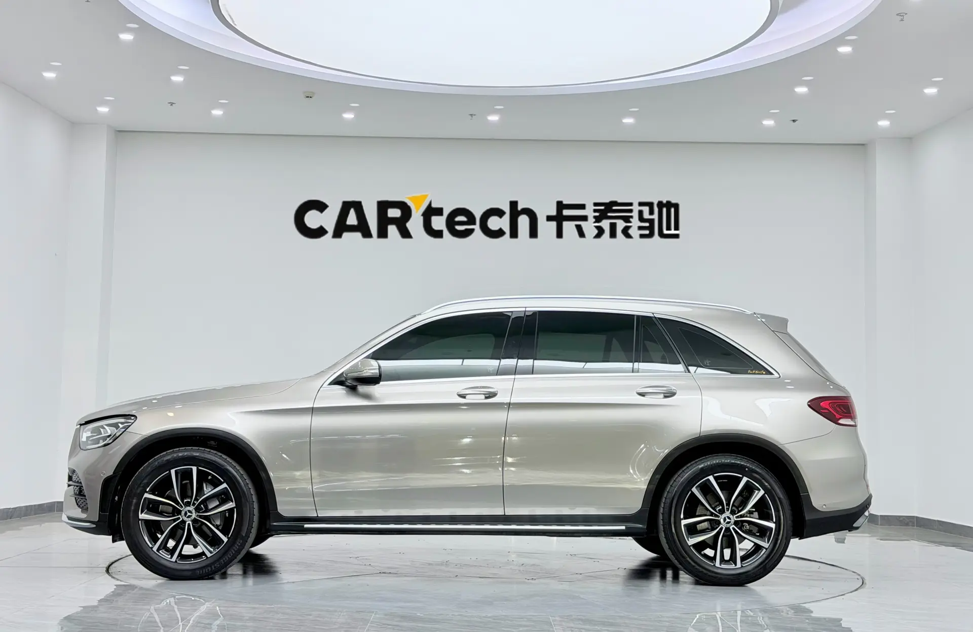 Mercedes-Benz GLC 300 L, 2020 4