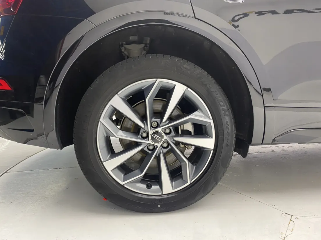 Audi Q5L 40, 2023 11