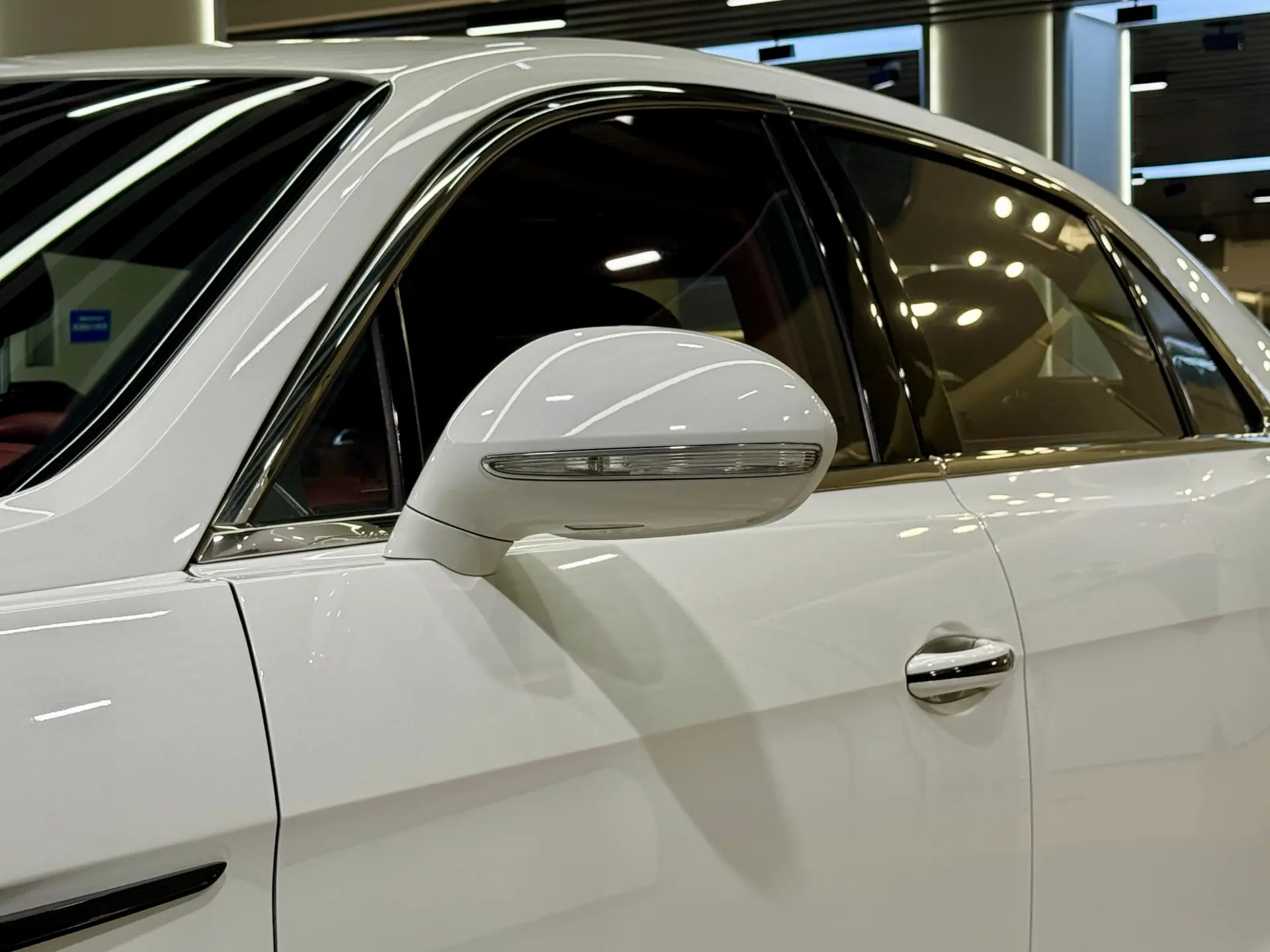Bentley Flying Spur, 2018 2