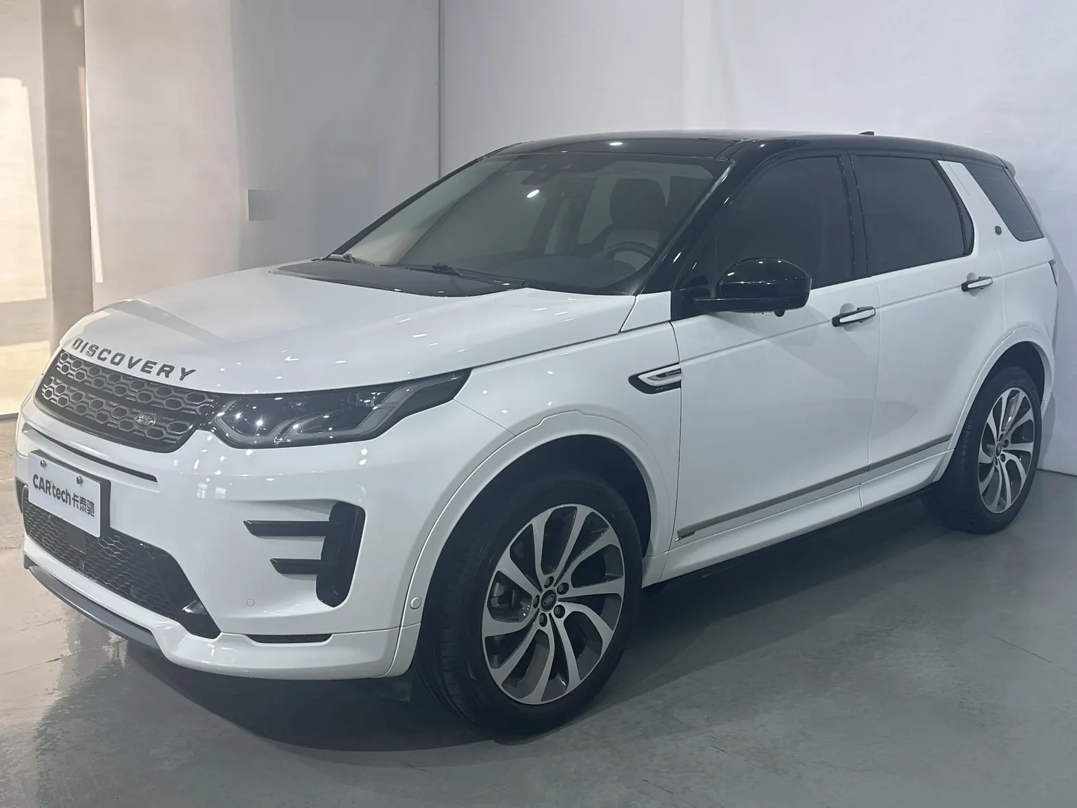 Land Rover Discovery Sport, 2021 10