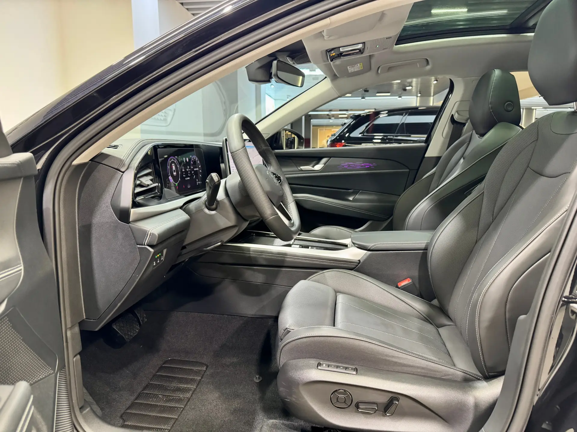 Volkswagen Passat, 2025 7