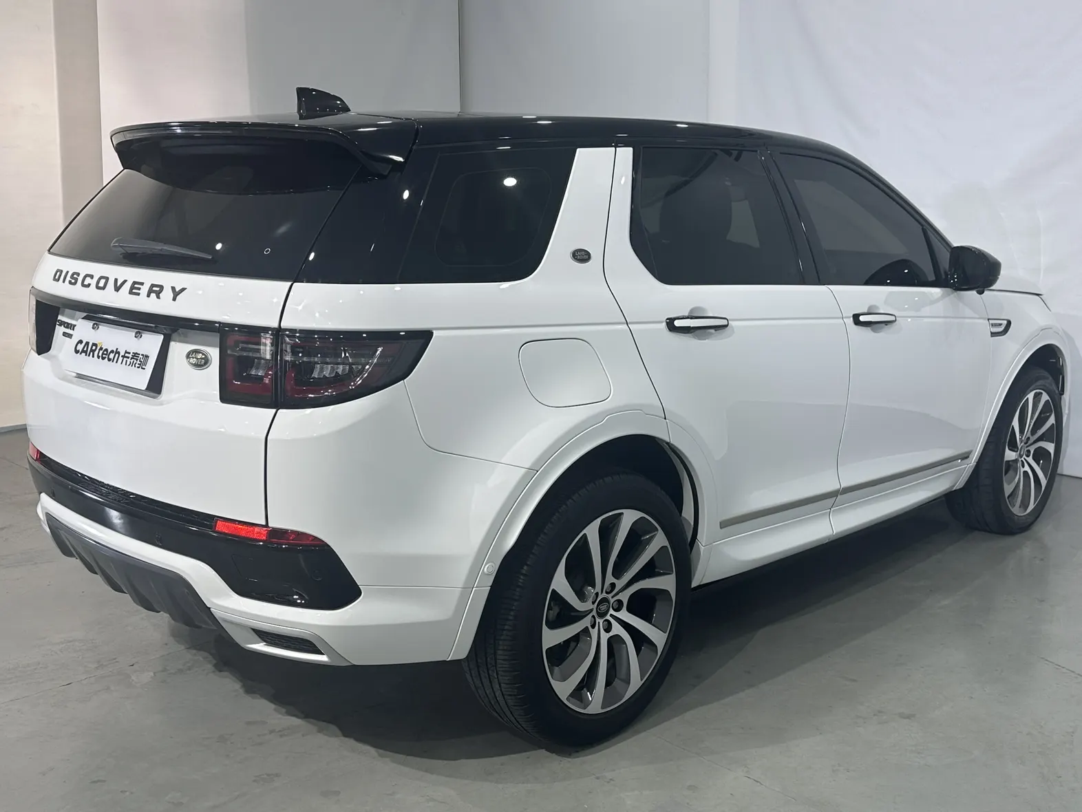 Land Rover Discovery Sport, 2021 все фото