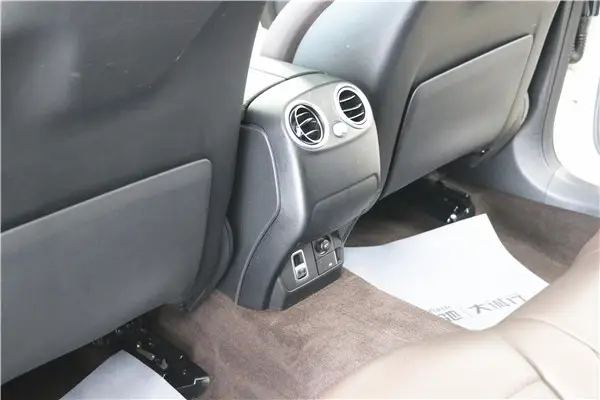 Mercedes-Benz GLC 200 L, 2019 17