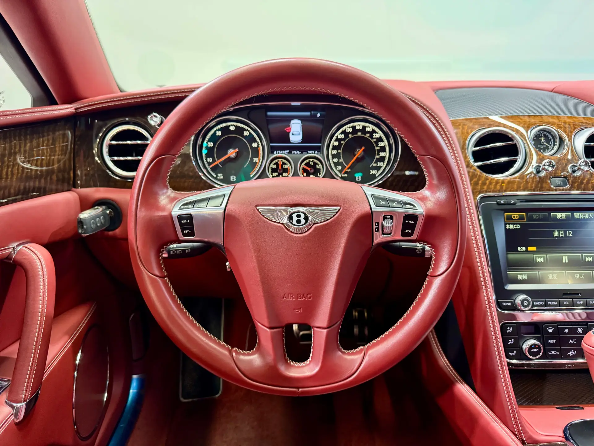 Bentley Flying Spur, 2018 10