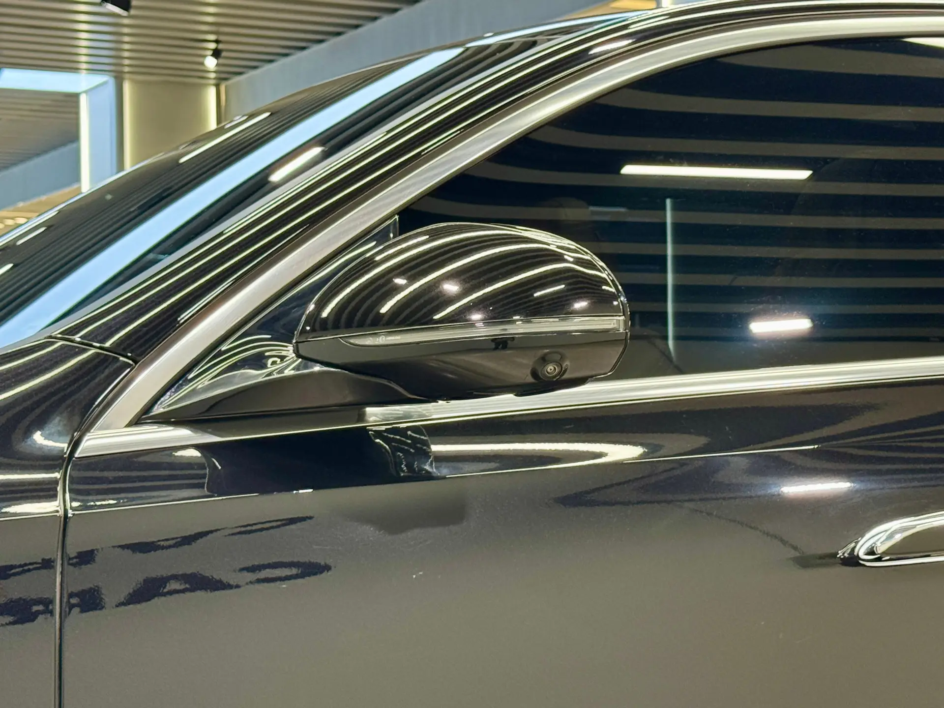 Mercedes-Benz E 350 e, 2025 2