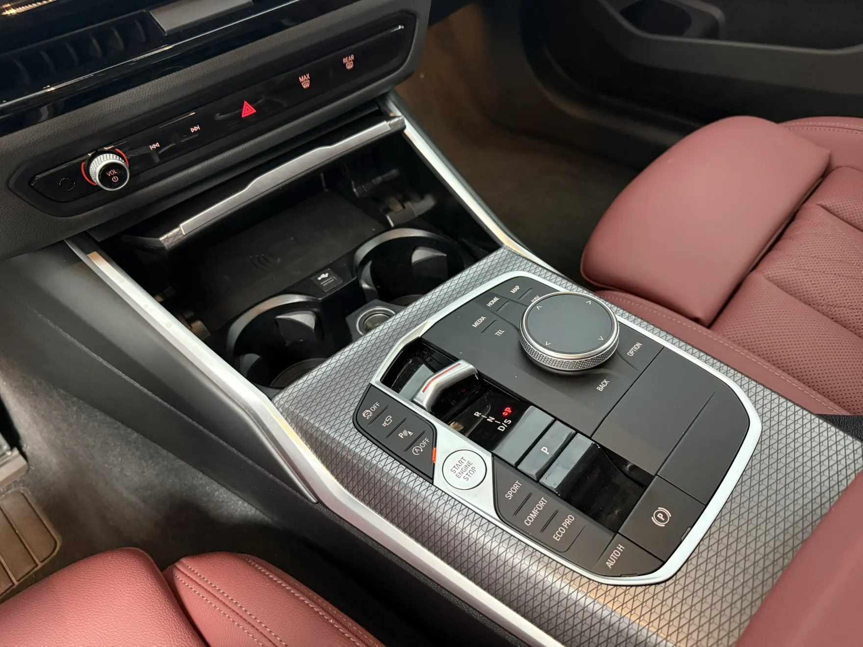 BMW 330Li, 2026 15