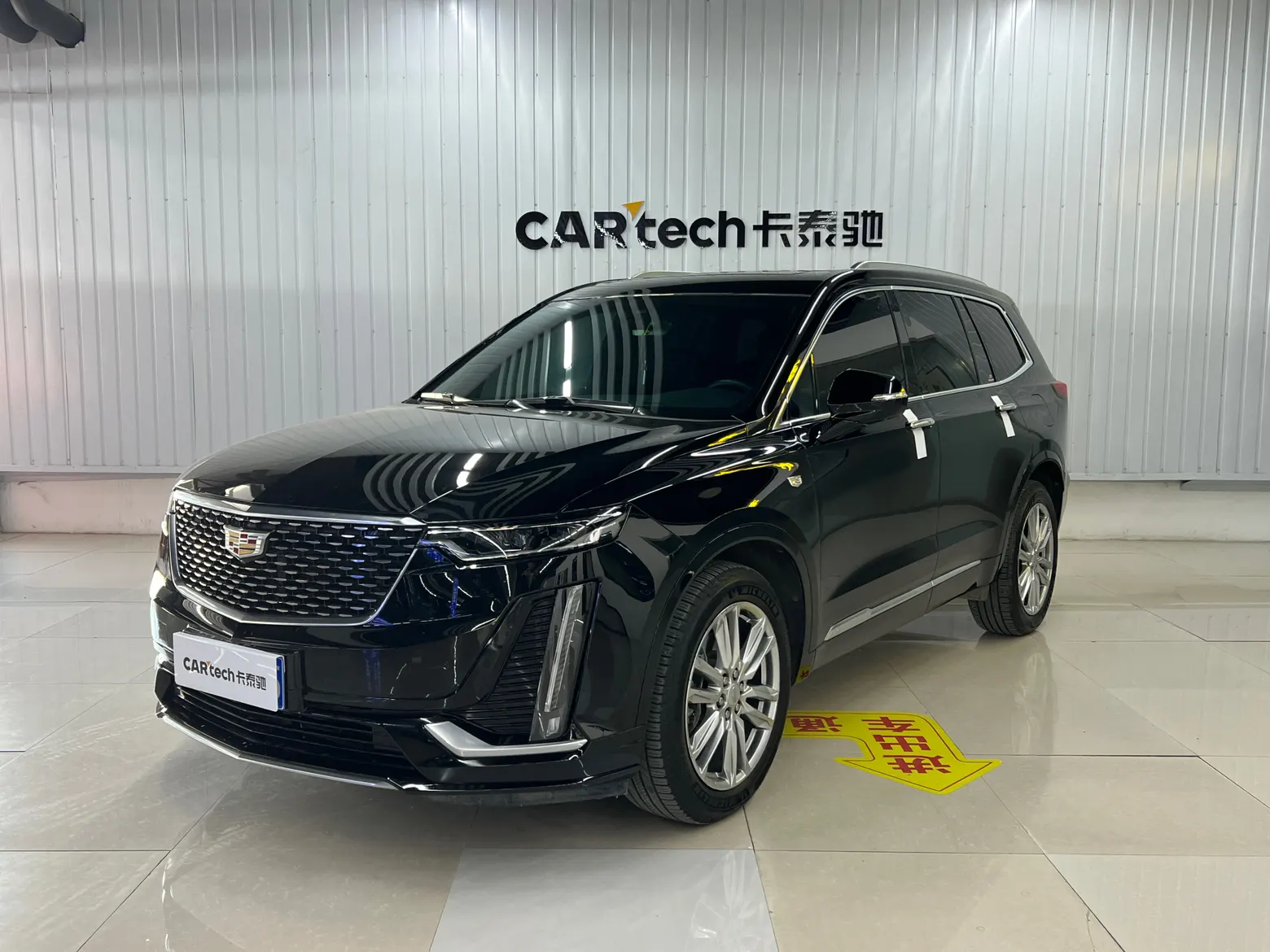 Cadillac XT6