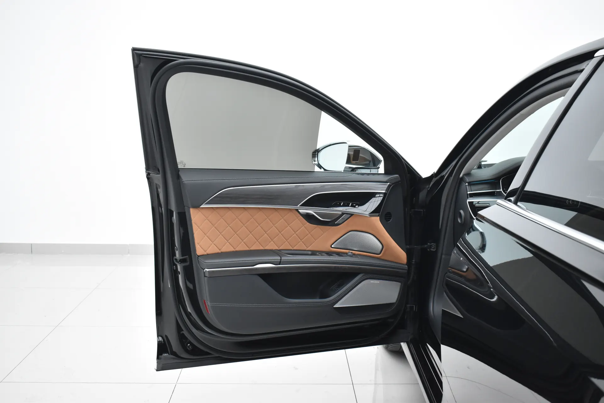 Audi A8L, 2022 23