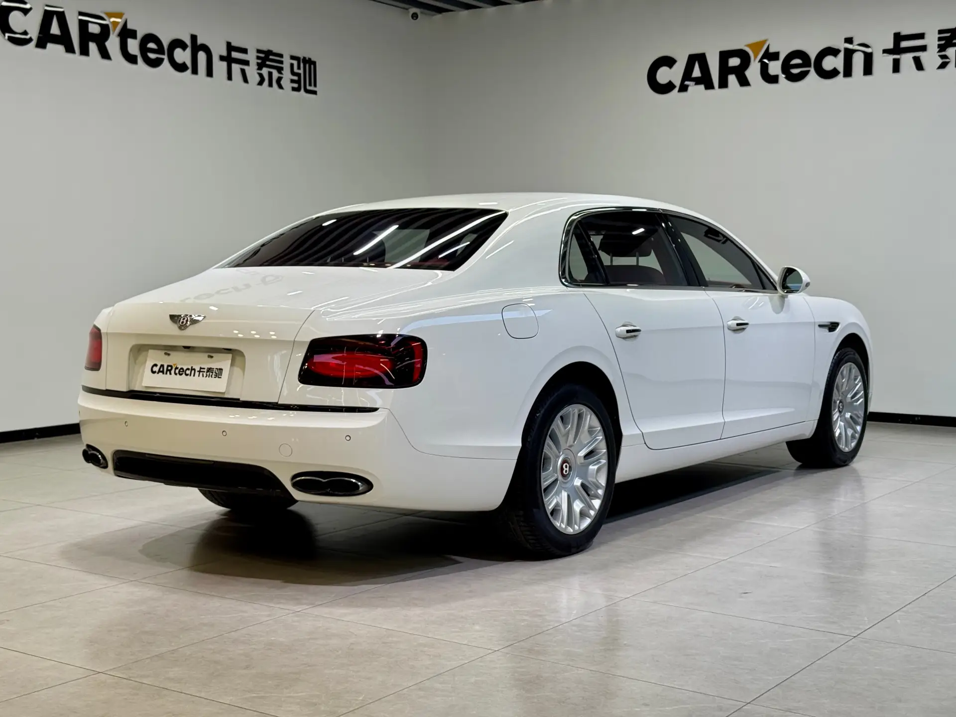 Bentley Flying Spur, 2018 28