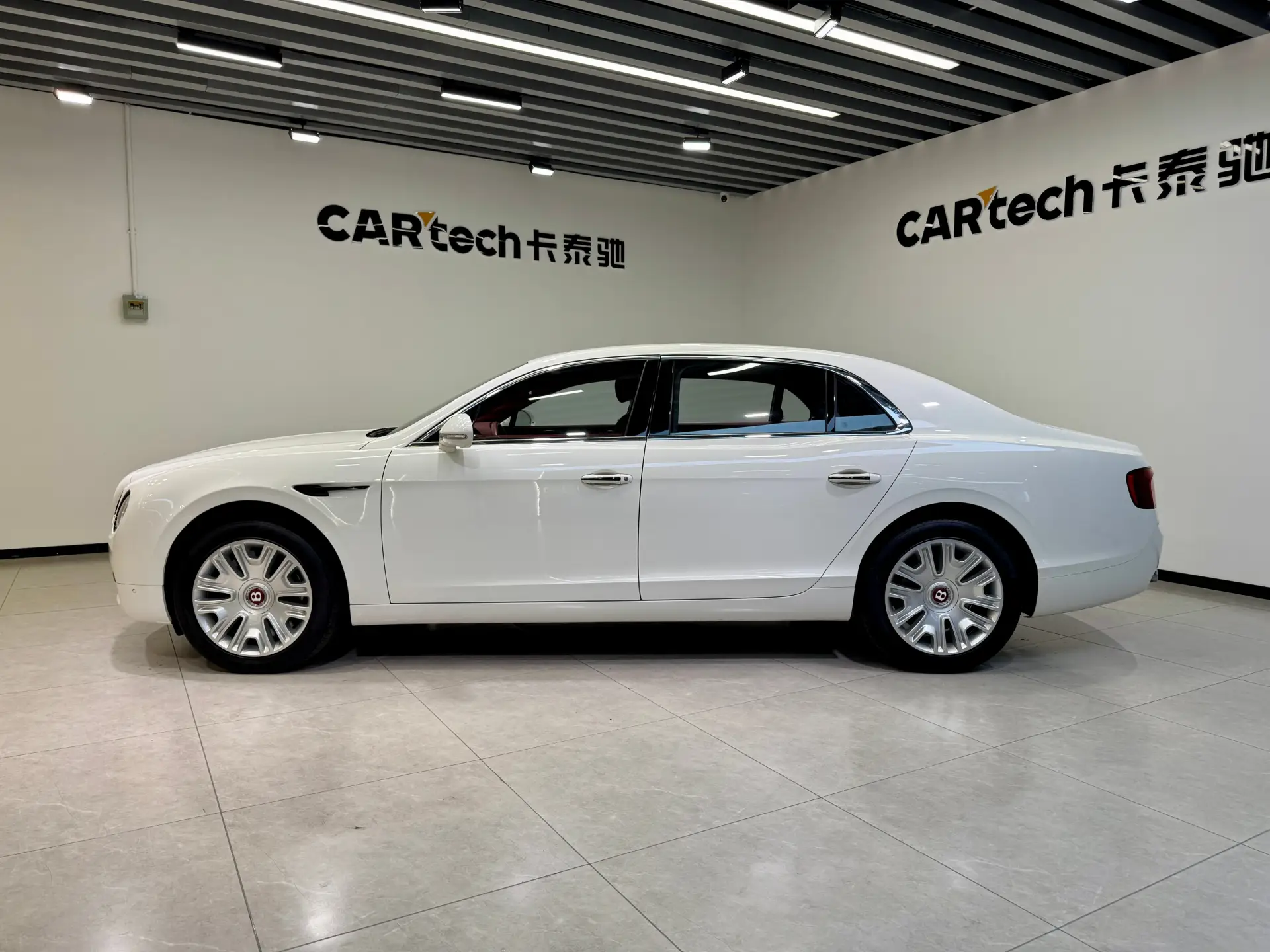 Bentley Flying Spur, 2018 29