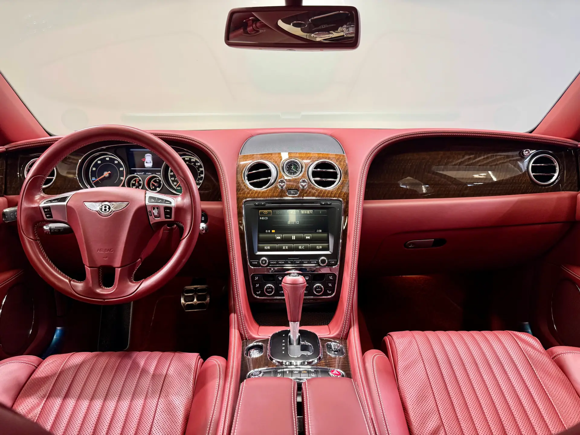 Bentley Flying Spur, 2018 9