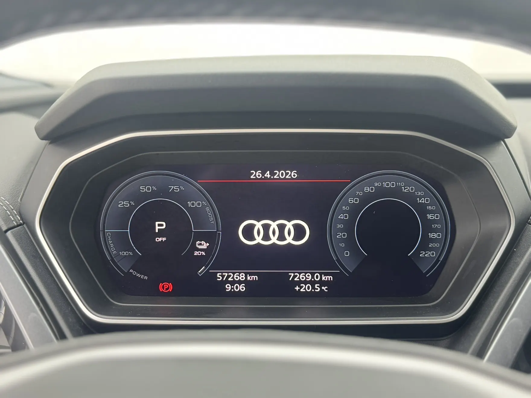 Audi Q4 e-tron, 2023 8