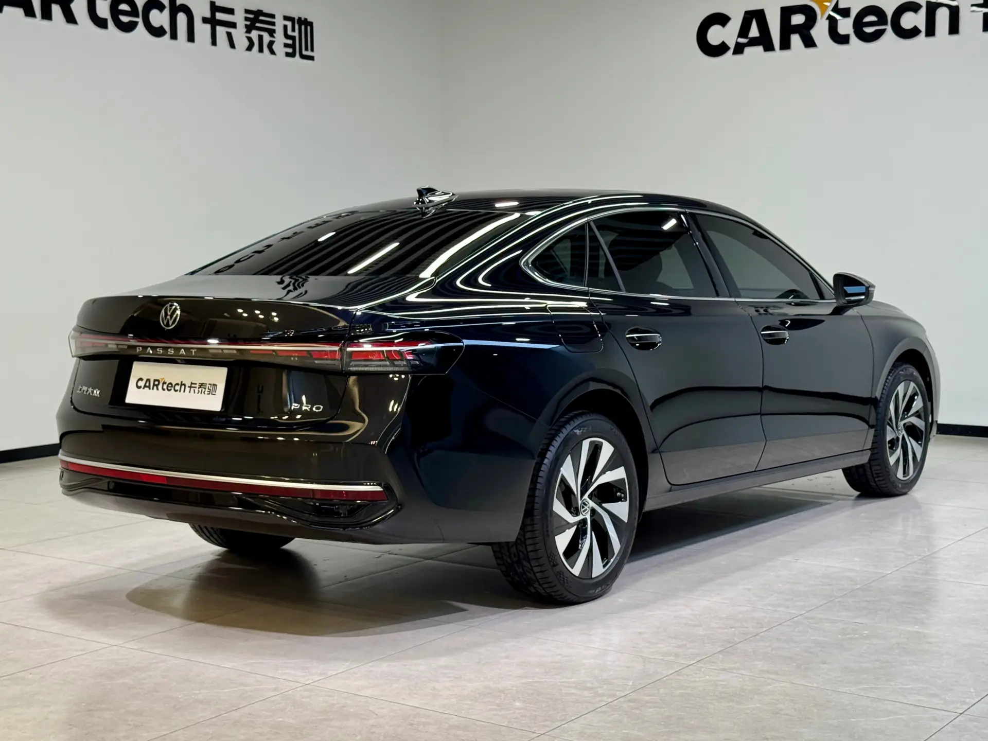 Volkswagen Passat, 2025 28