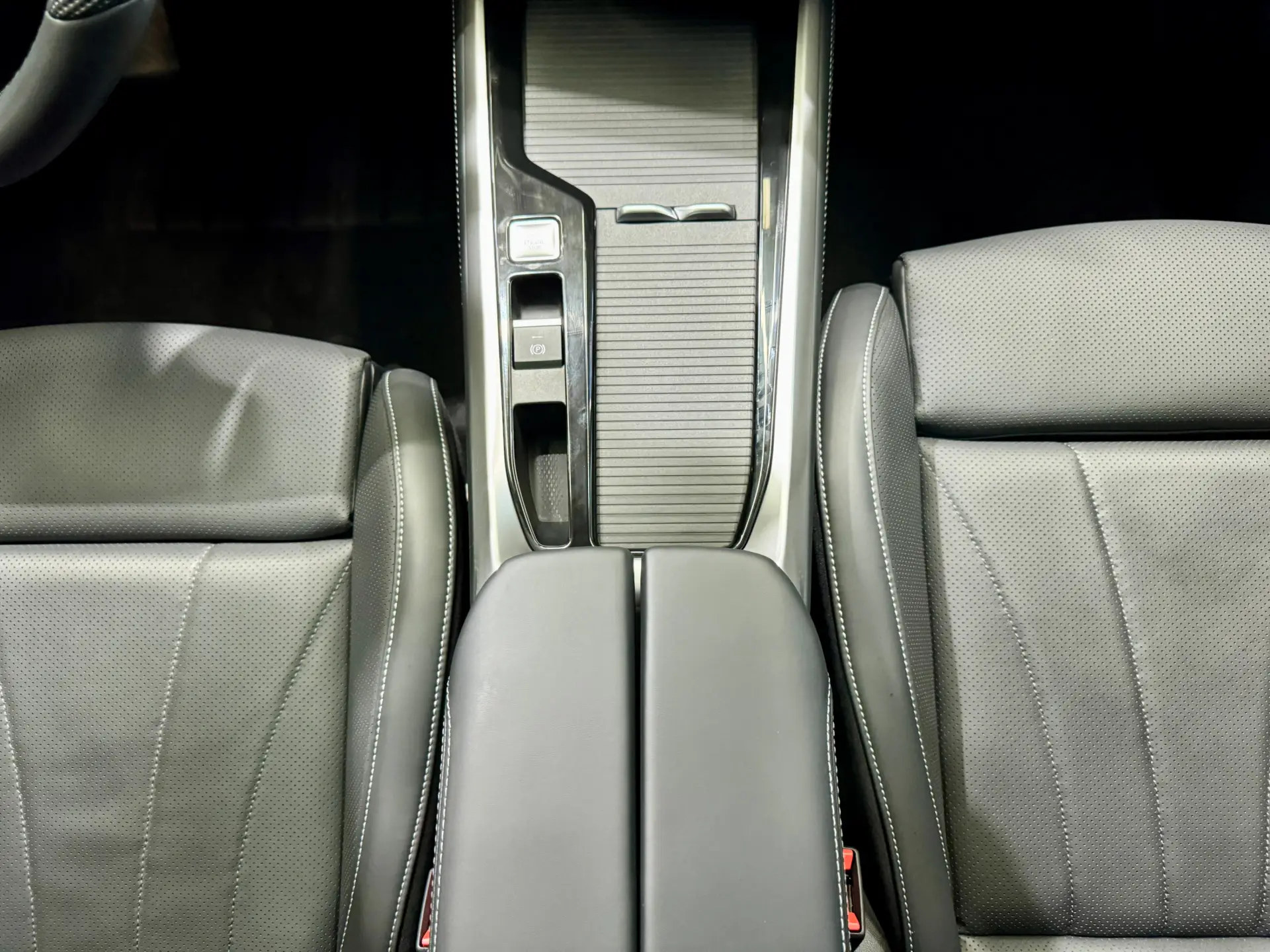 Volkswagen Passat, 2025 15