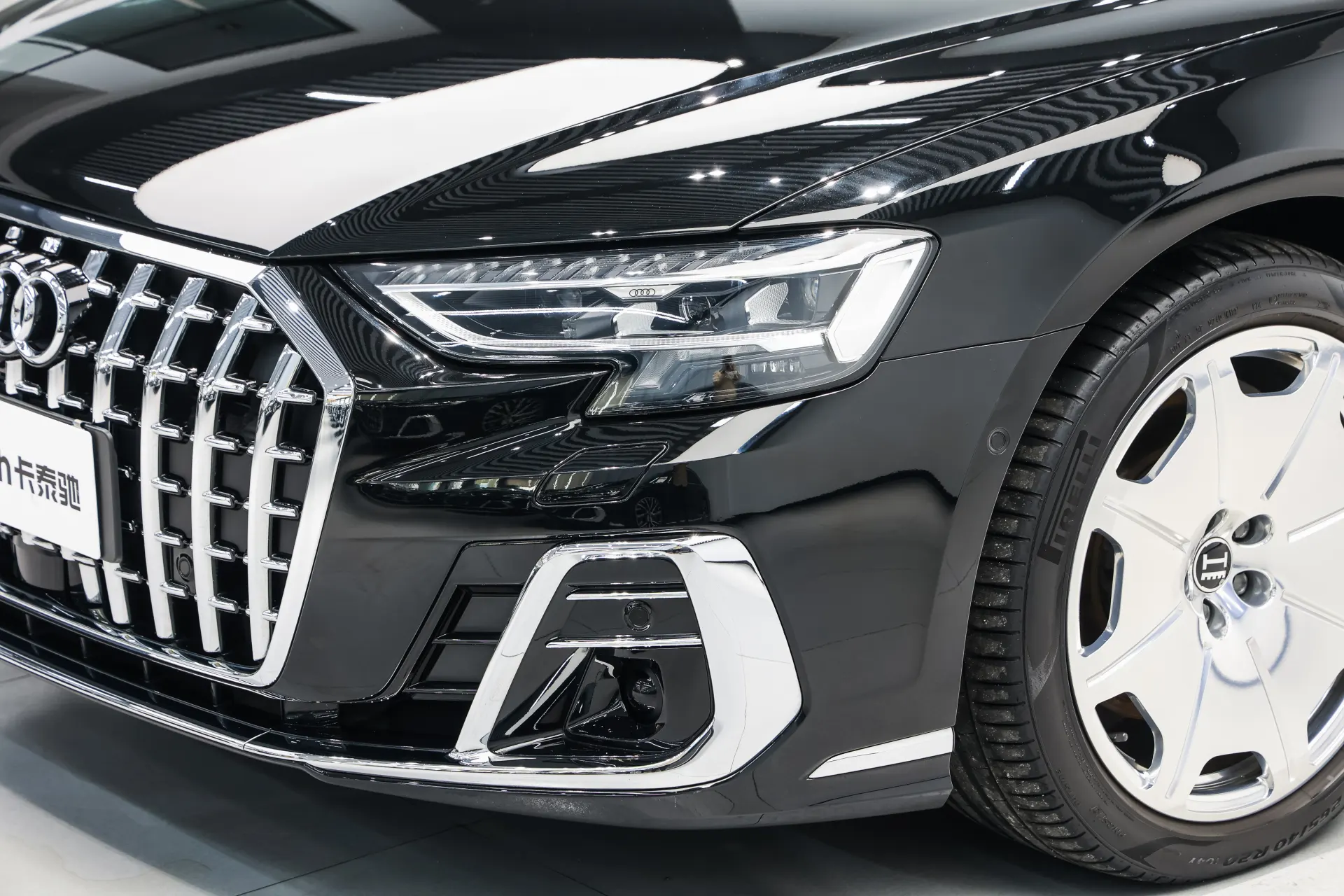 Audi A8L, 2022 8