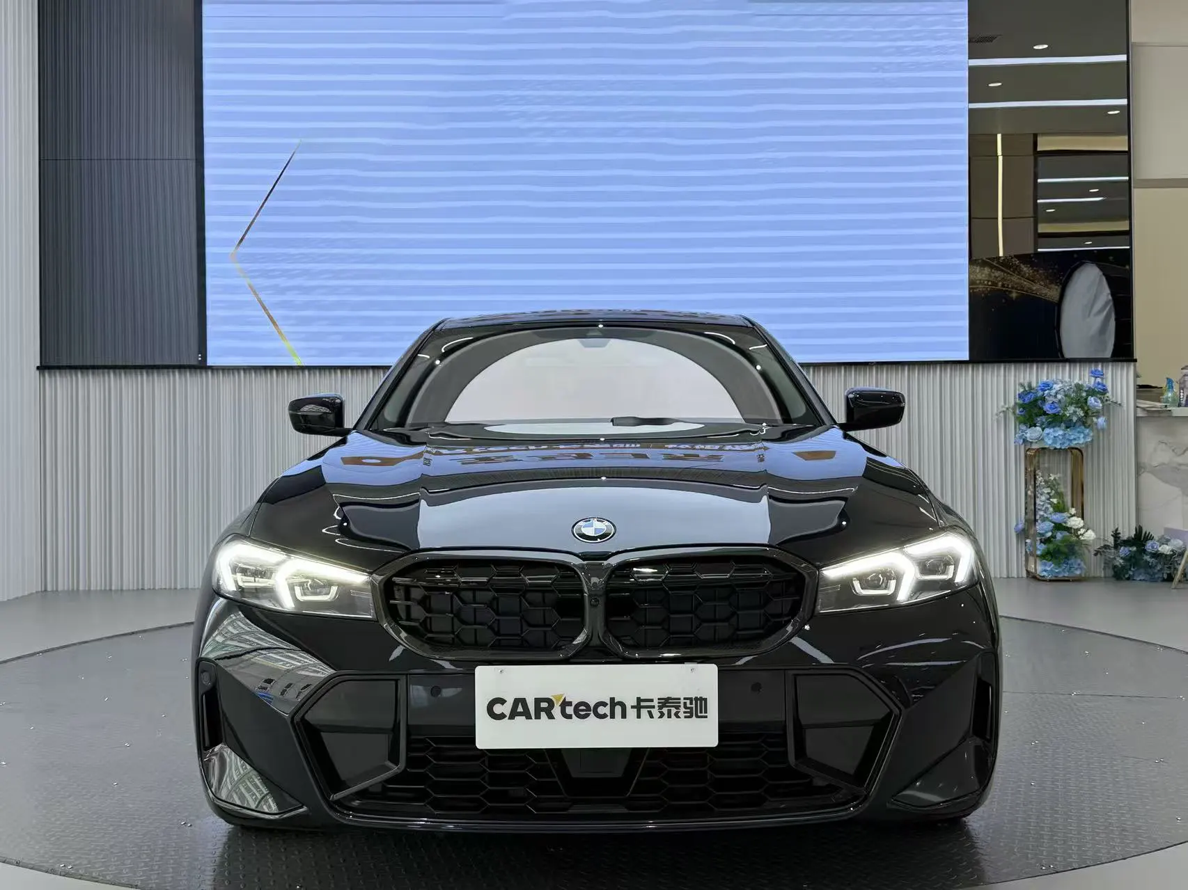 BMW 325Li, 2025 2