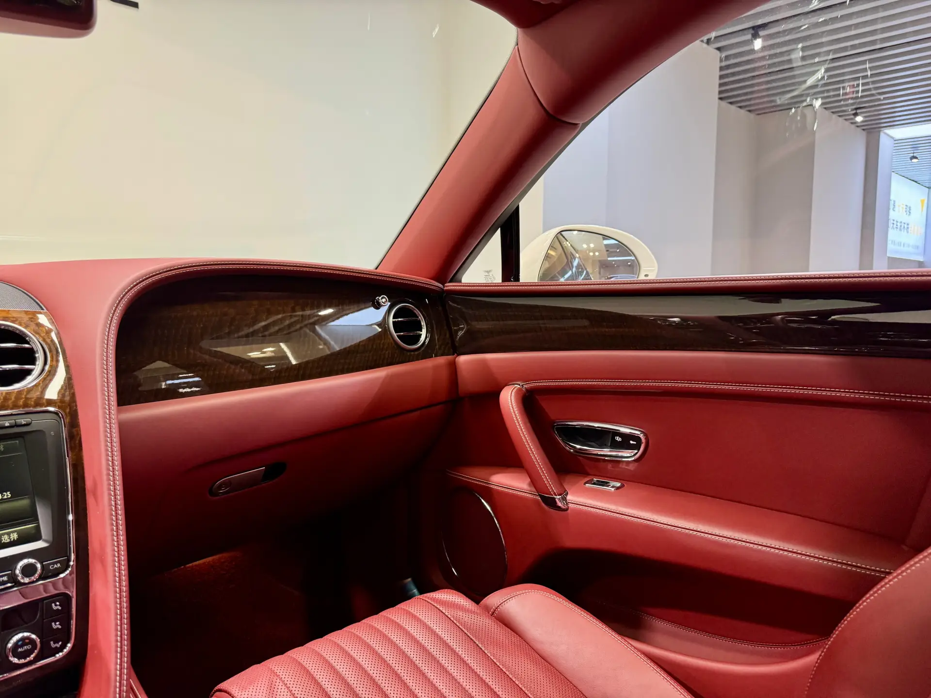 Bentley Flying Spur, 2018 16