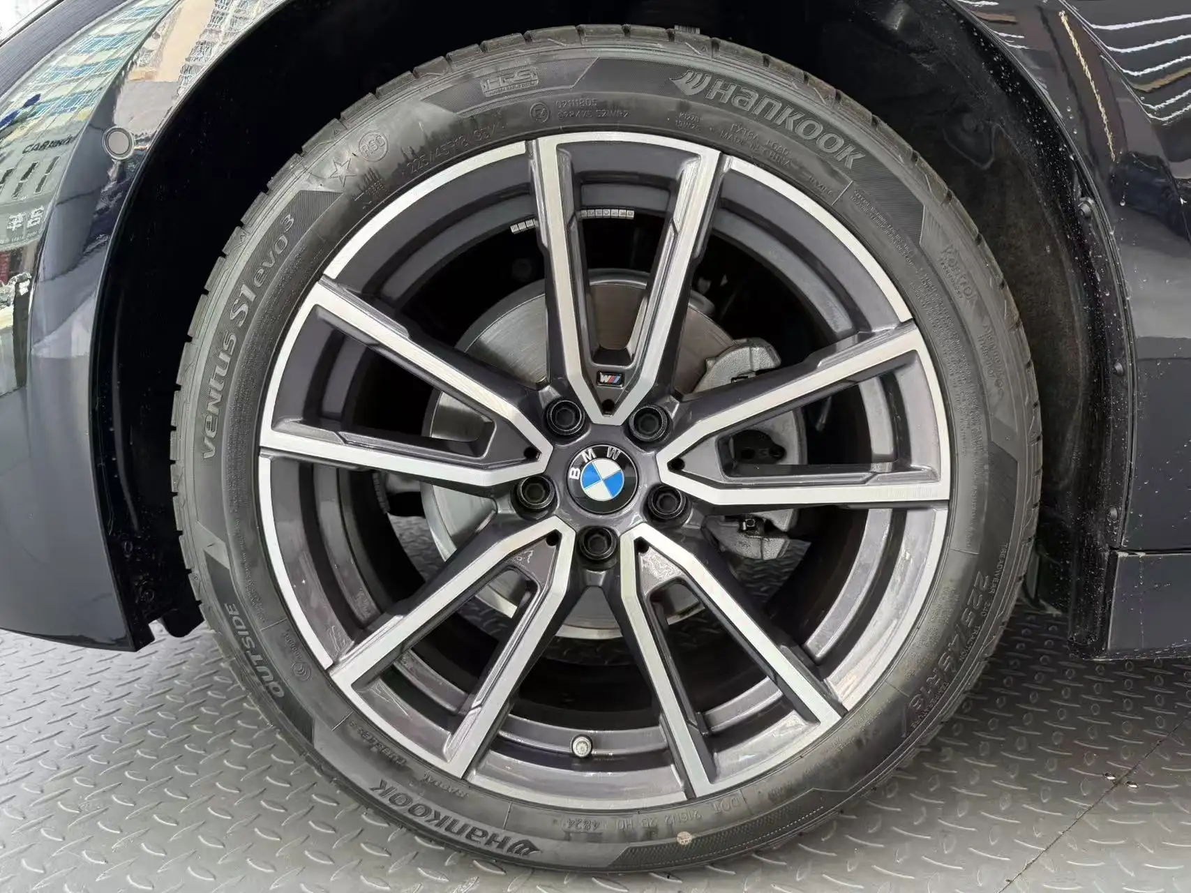BMW 325Li, 2025 6