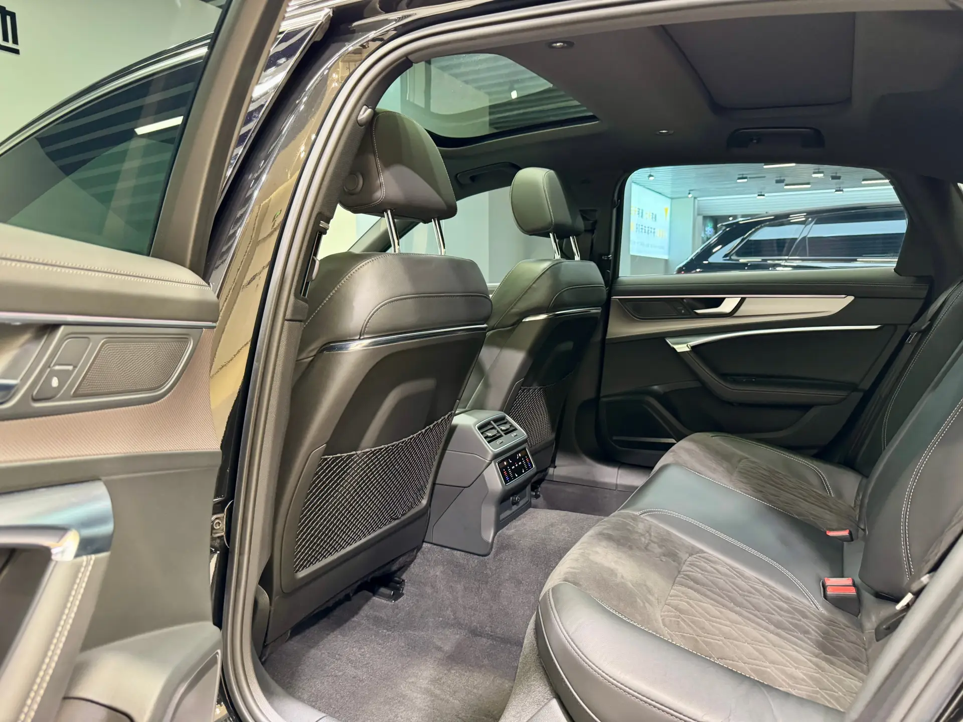Audi A6L 55 TFSI, 2021 18