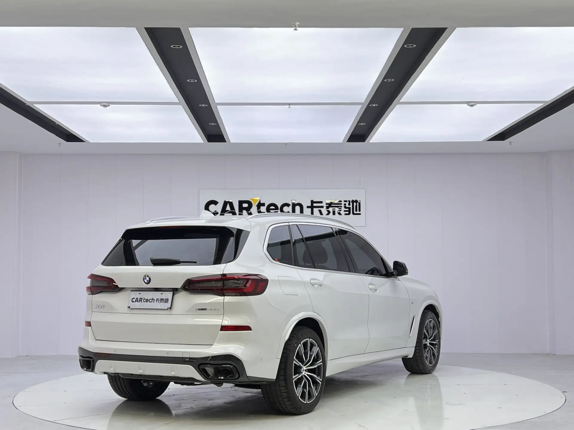 BMW X5, 2024 все фото