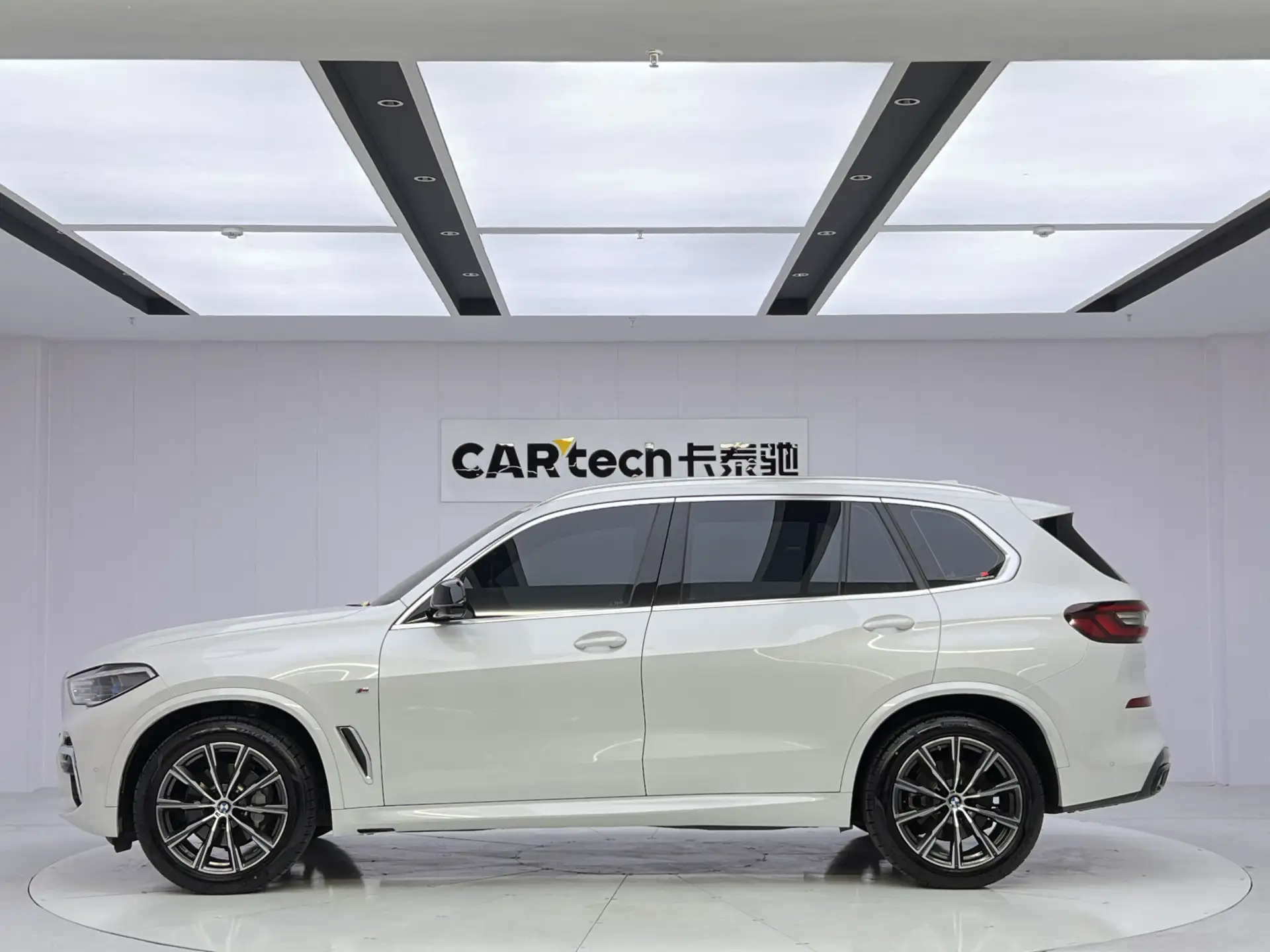 BMW X5, 2024 8