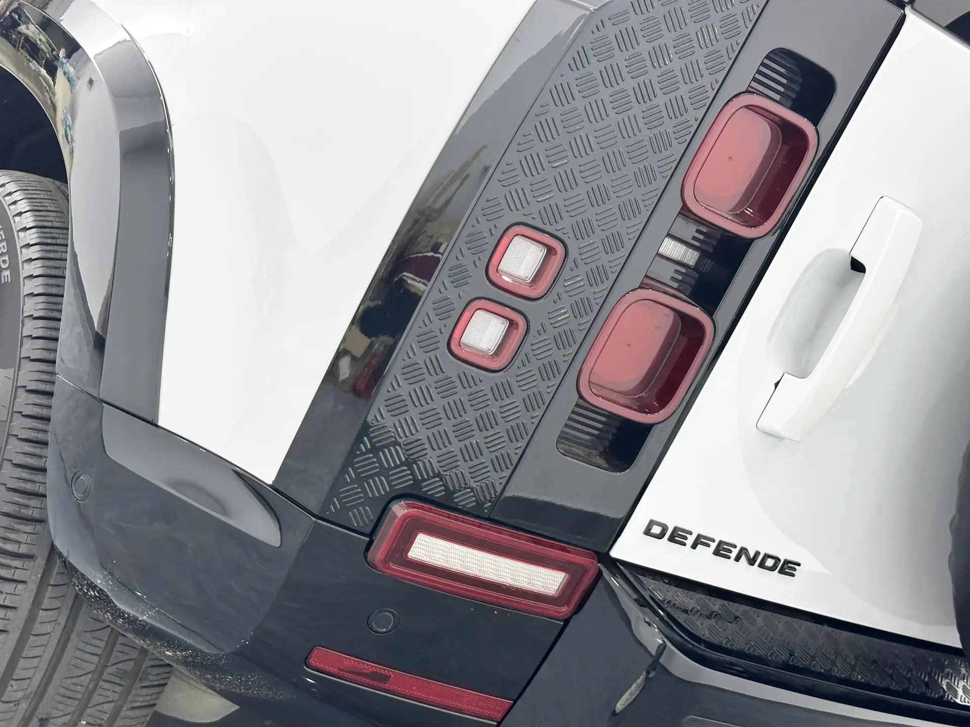 Land Rover Defender, 2021 20